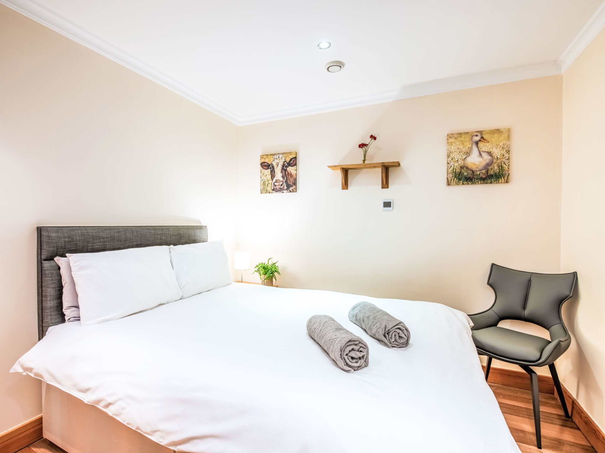 Frobost Lodge-Binnen