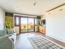 Moderne studio met weids uitzicht op het Schotse platteland bij Beauly - thumbnail 6