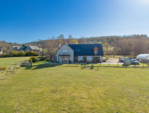 Moderne studio met weids uitzicht op het Schotse platteland bij Beauly - thumbnail 1