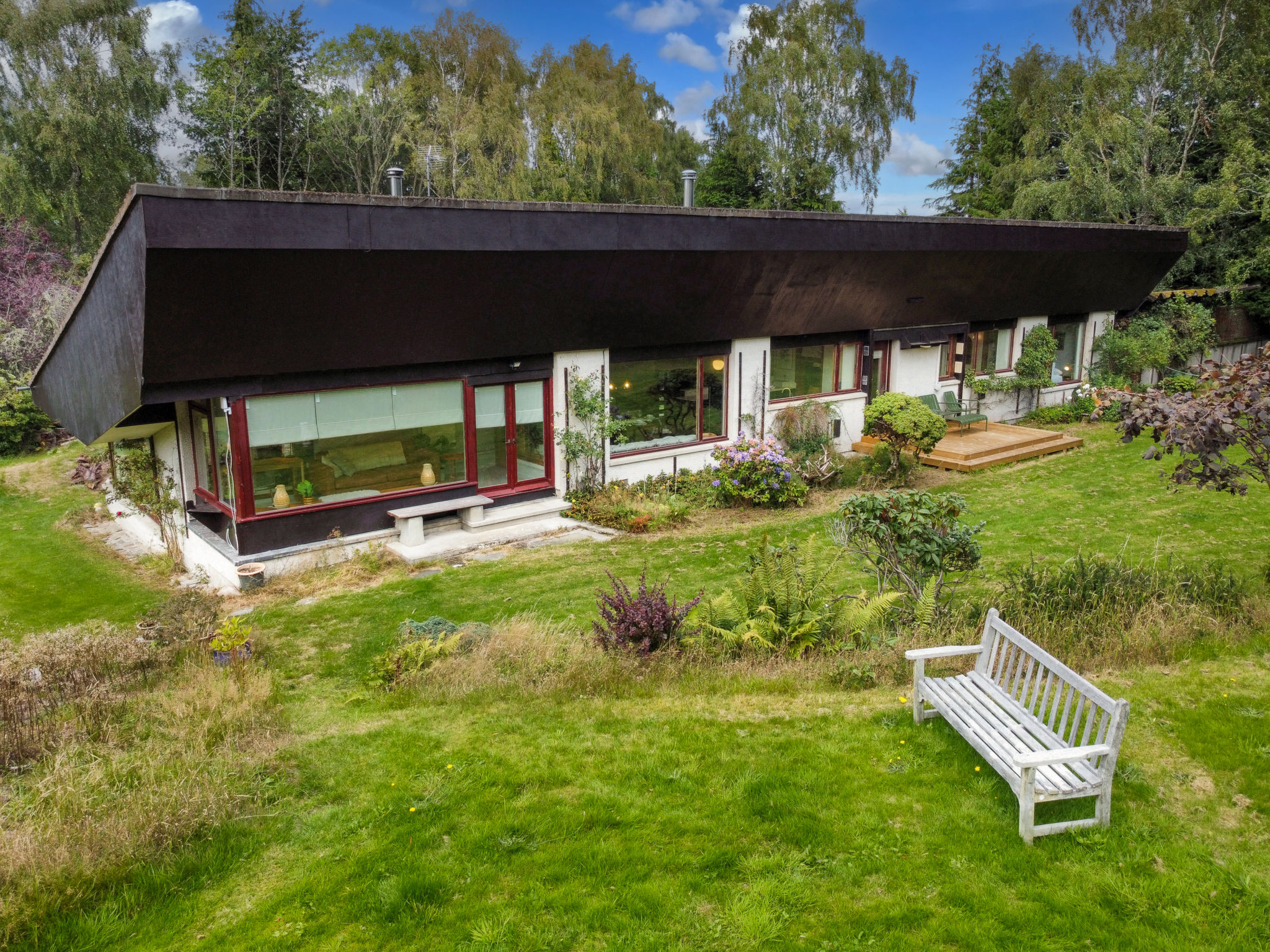 Mam Mor Lodge - Outside