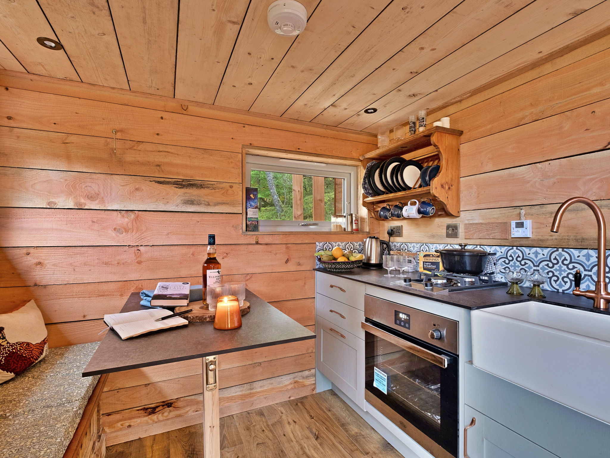 Cosagach Falls Cabin-Inside