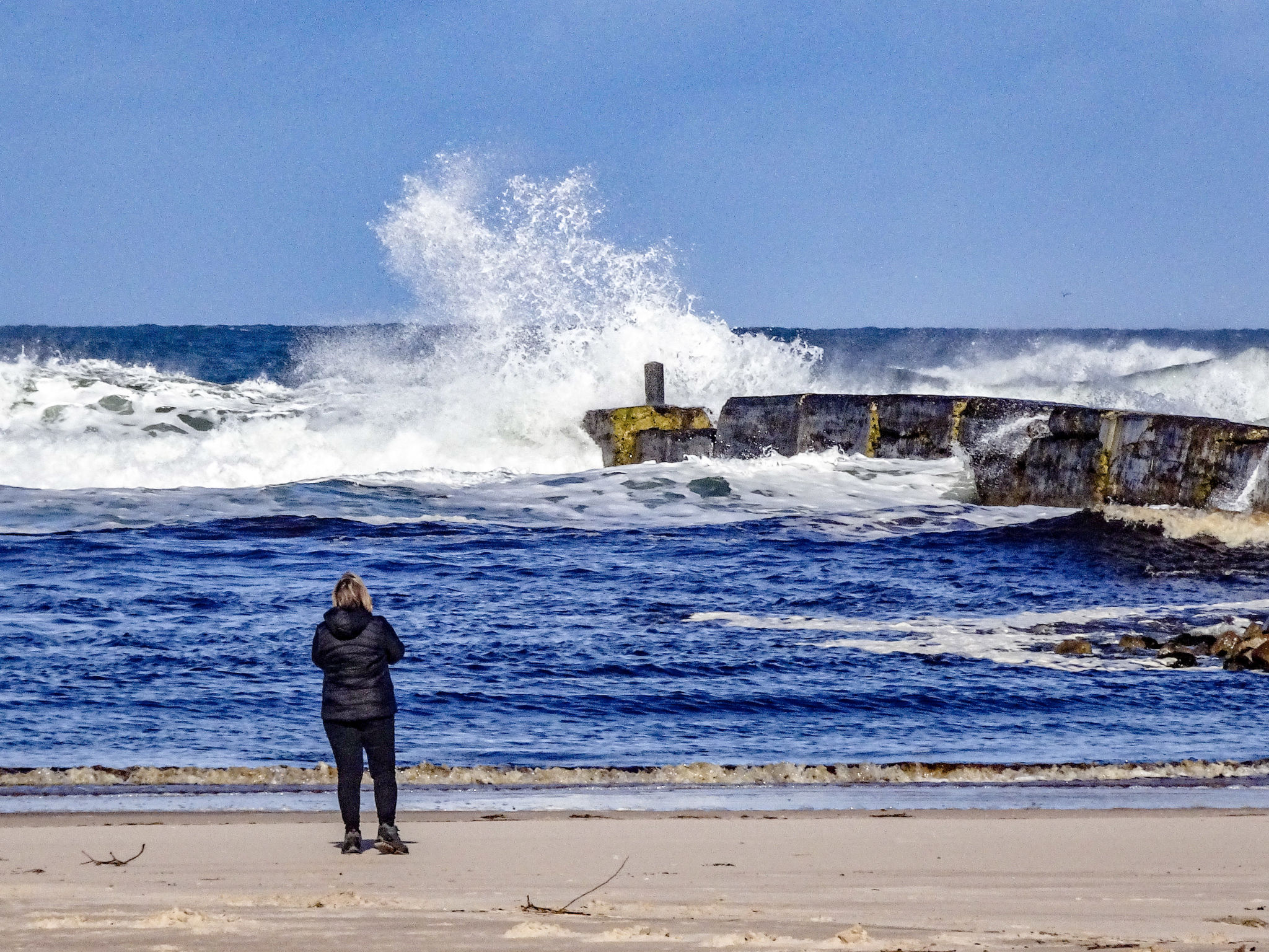 Photo of Harbour Nights Deluxe 7A