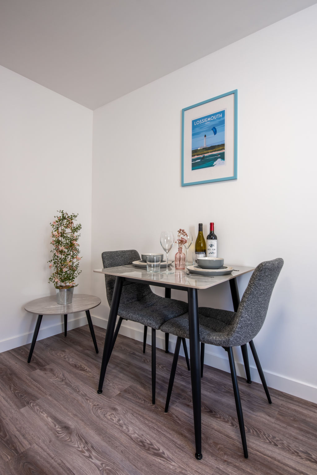Harbour Nights Deluxe 7E - Drinnen