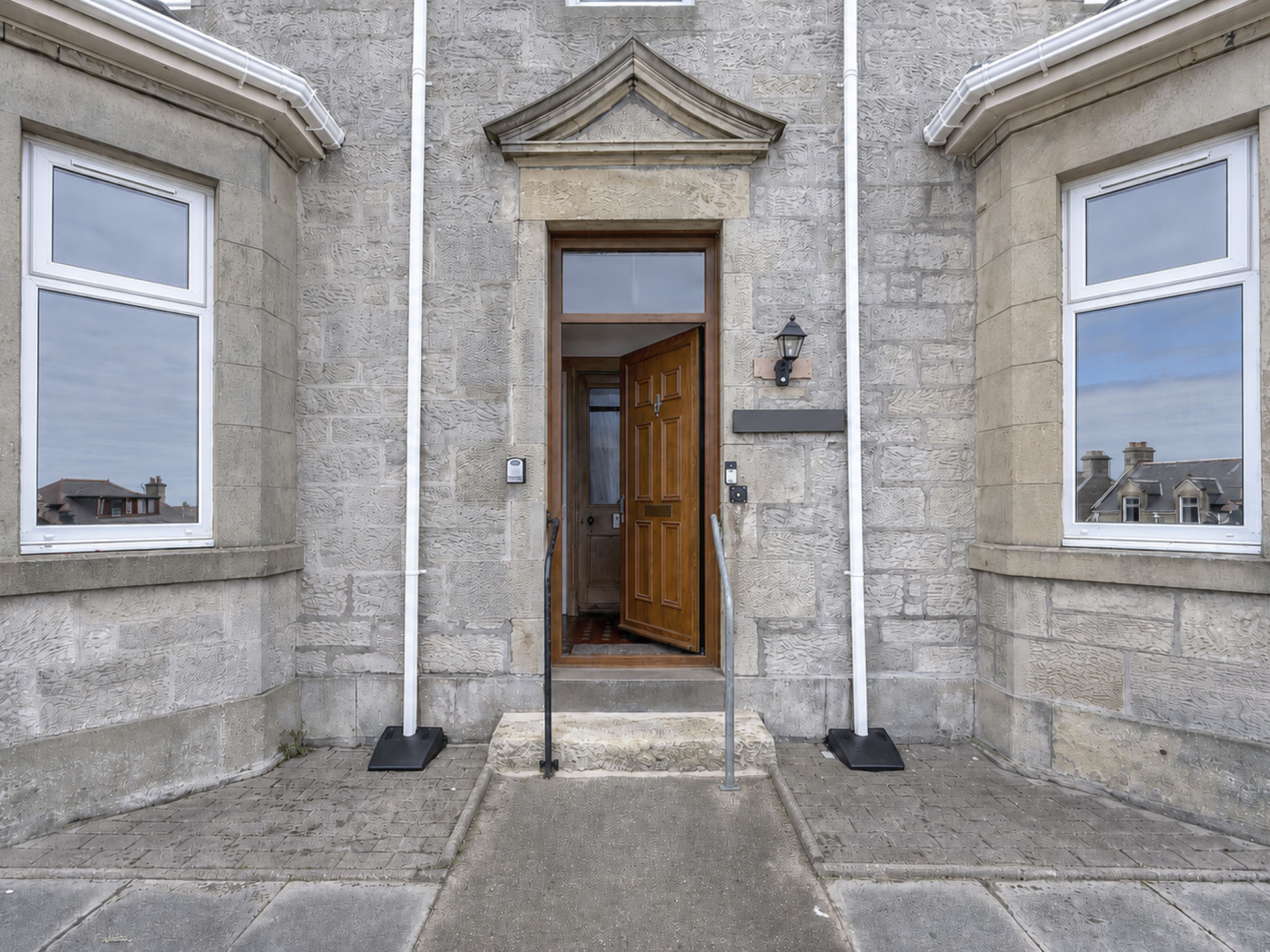 Lossiemouth Manor