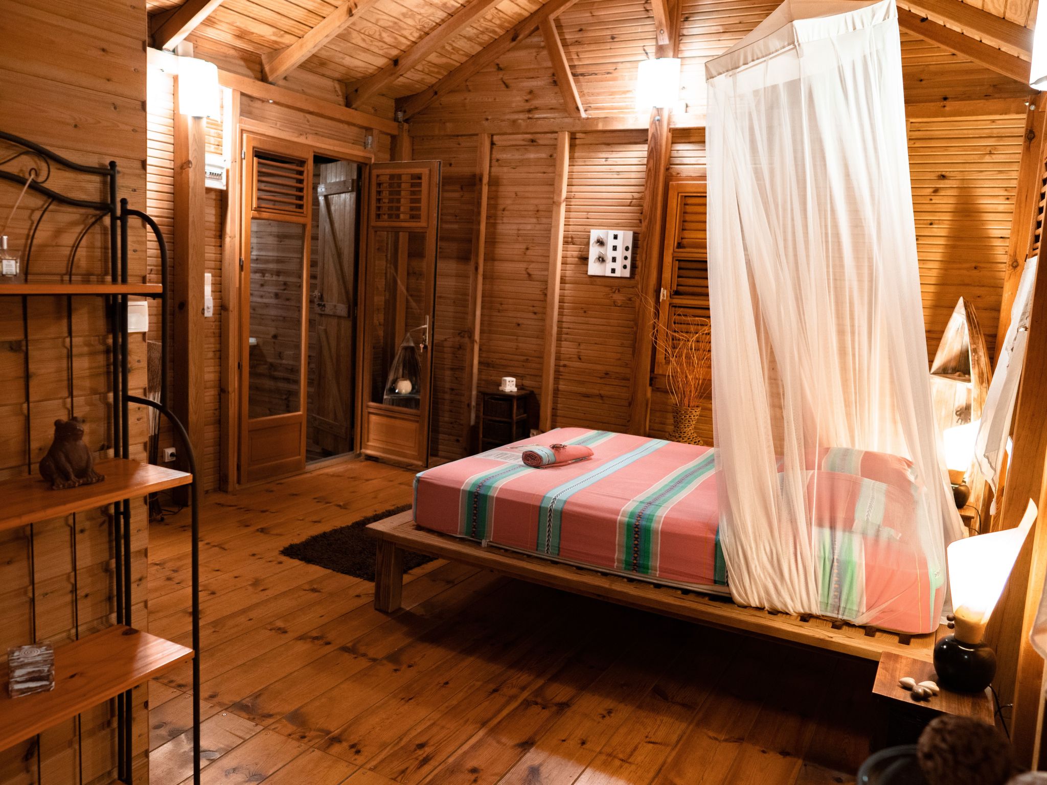Bereich 'Case Mezzanine' mit Blick auf das Wasser