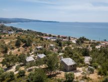 in Thasos mit Garten und Terrasse
