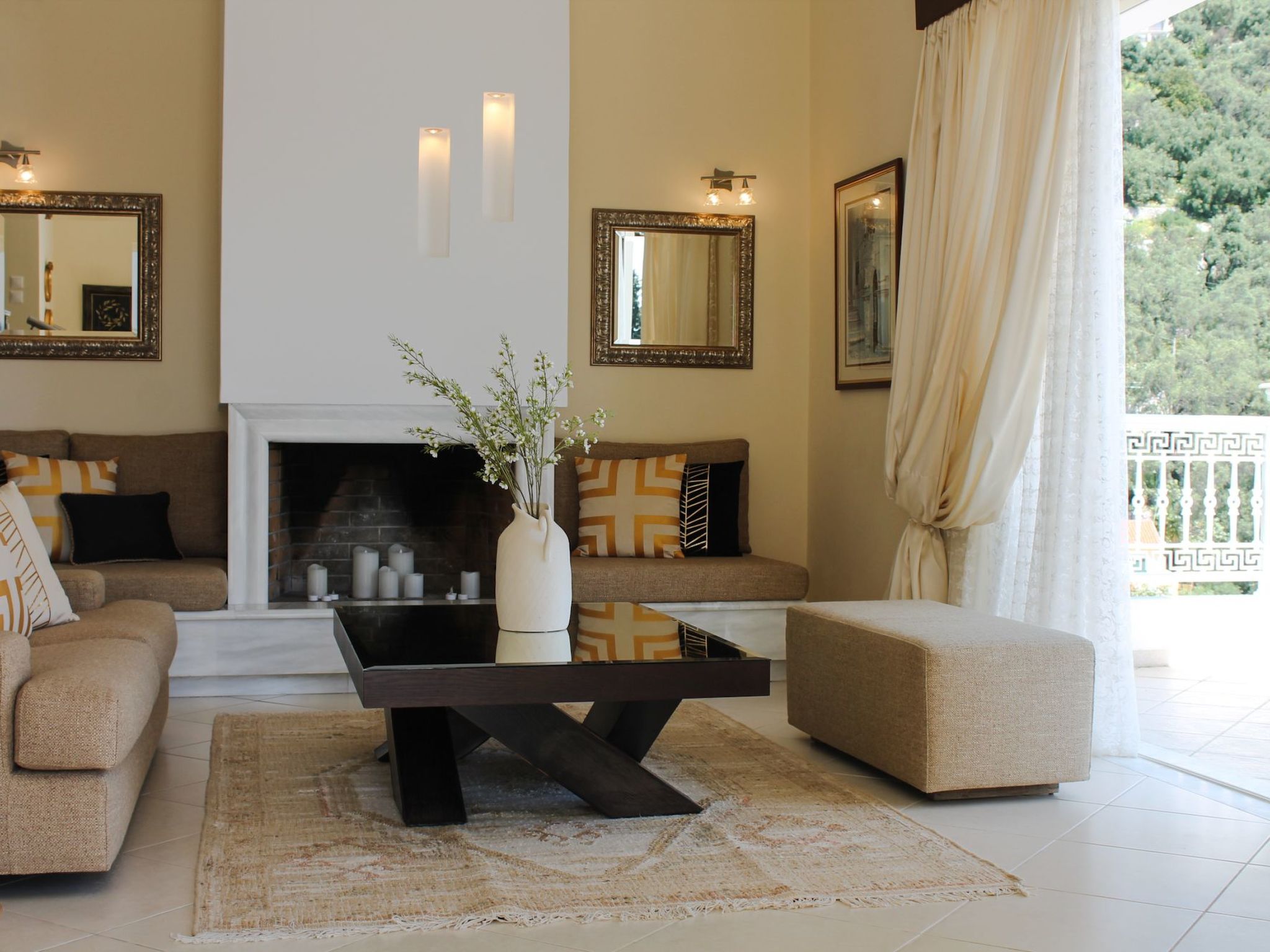 Wunderschöne Villa mit Panoramablick auf das Meer-Binnen