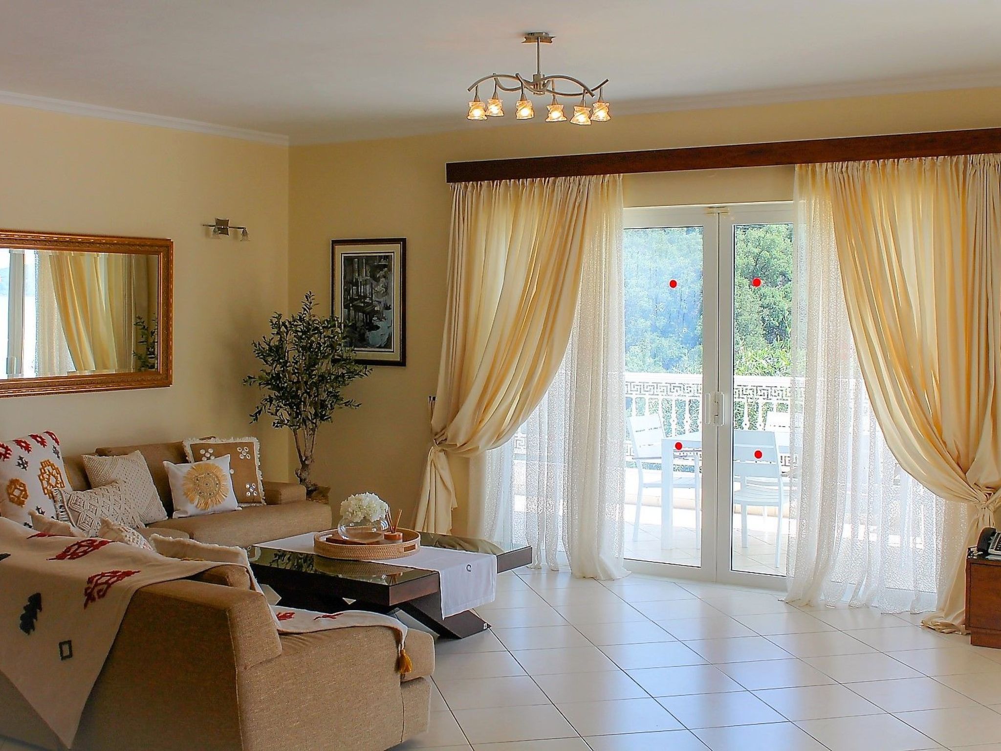 Wunderschöne Villa mit Panoramablick auf das Meer-Binnen