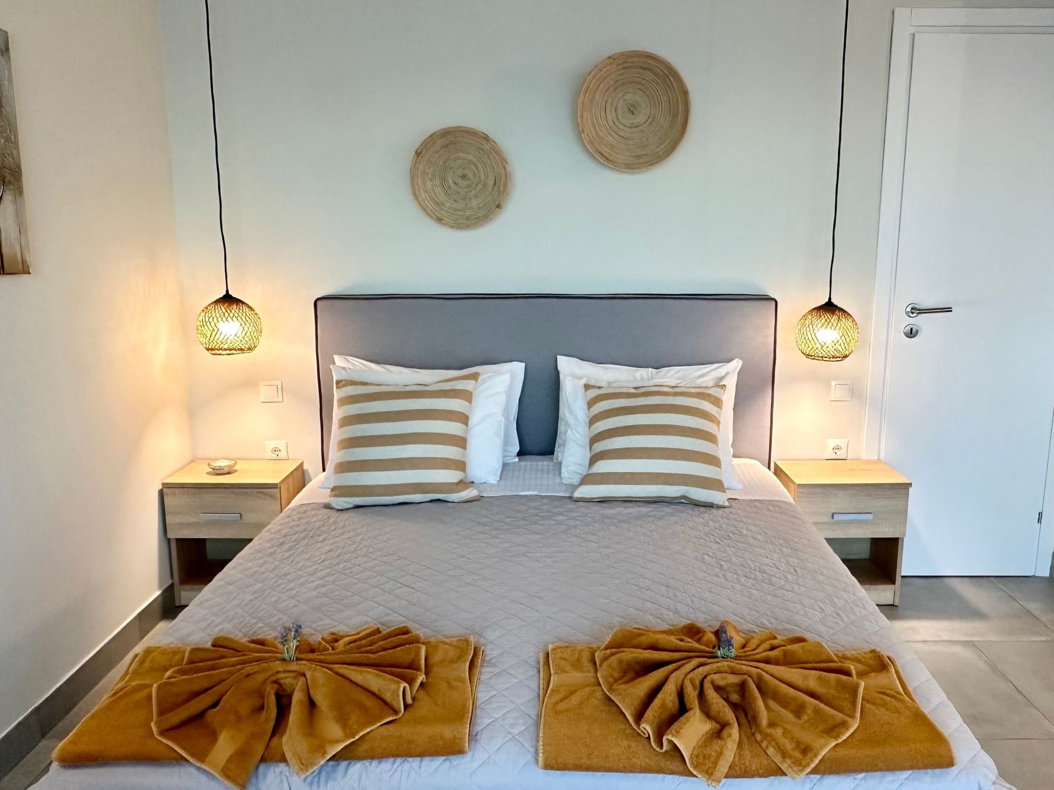 Prächtige Villa in spektakulärer Lage-Binnen