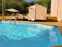 Olympia Appartement: 20 meter van zee met zwembad in Kalami, Corfu - thumbnail 4