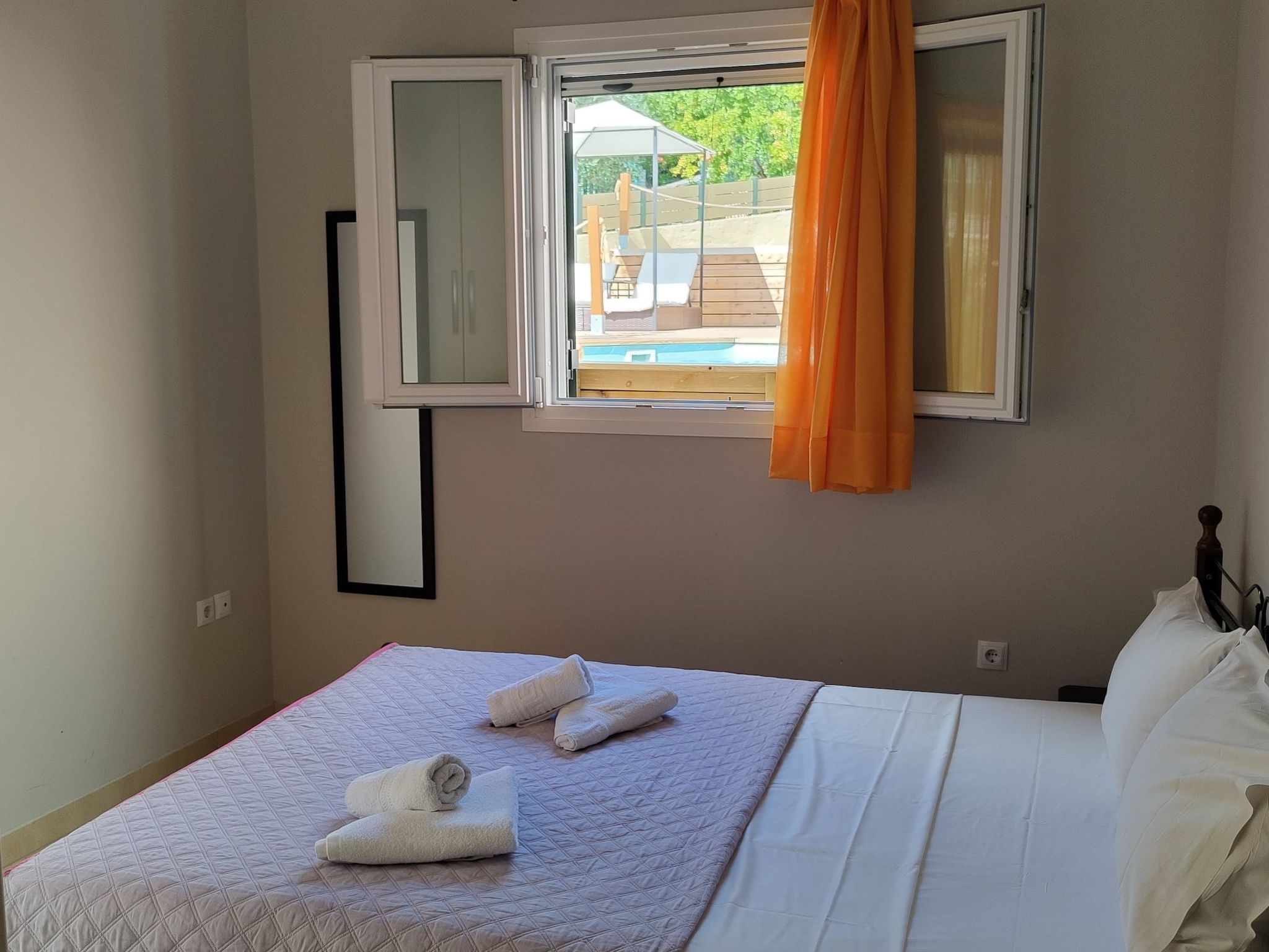 Gemütliches Olympia Apartment mit Pool-Binnen