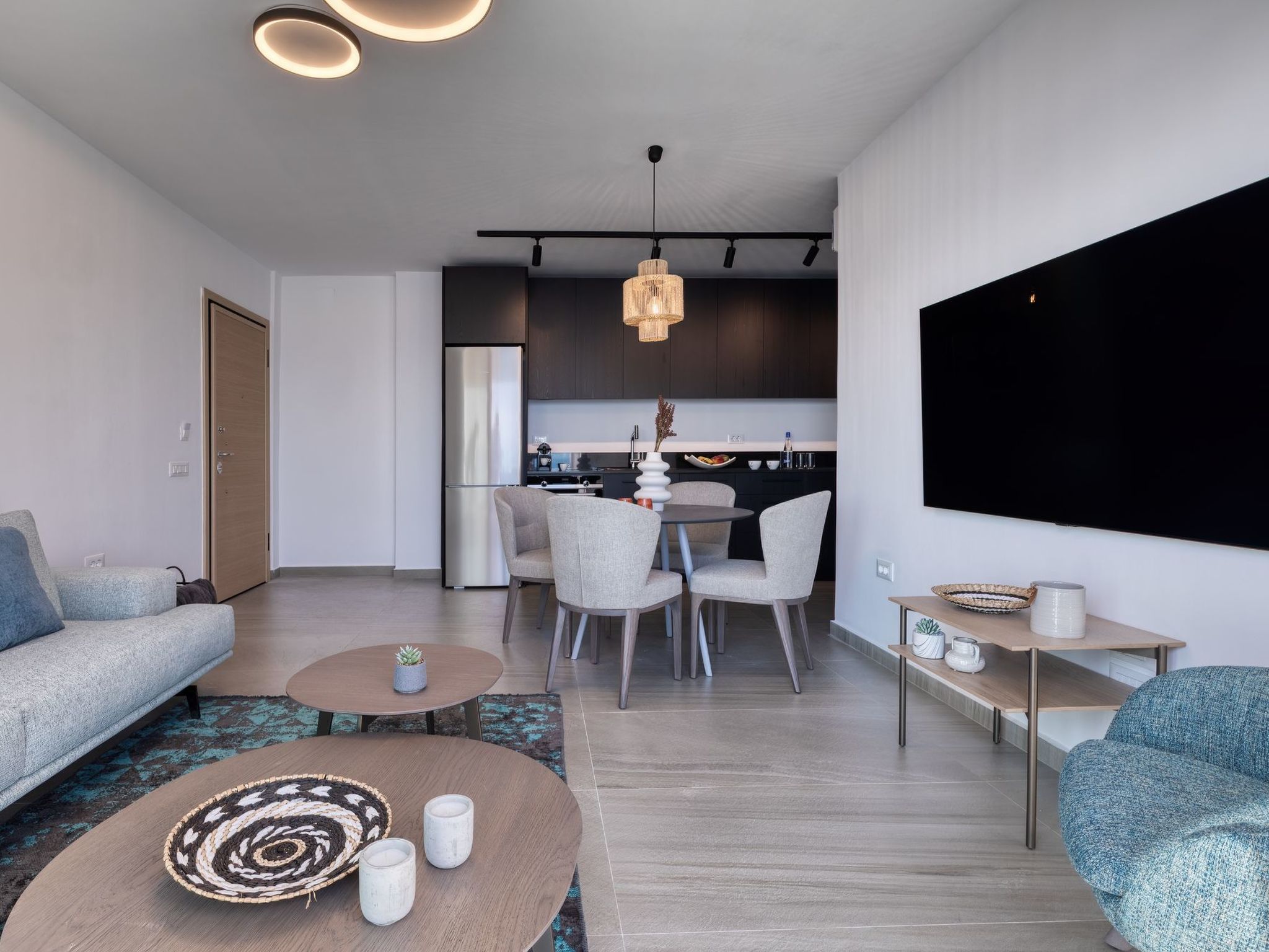 Luxuriöses Apartment mit zwei Schlafzimmern und Meerblick-Binnen