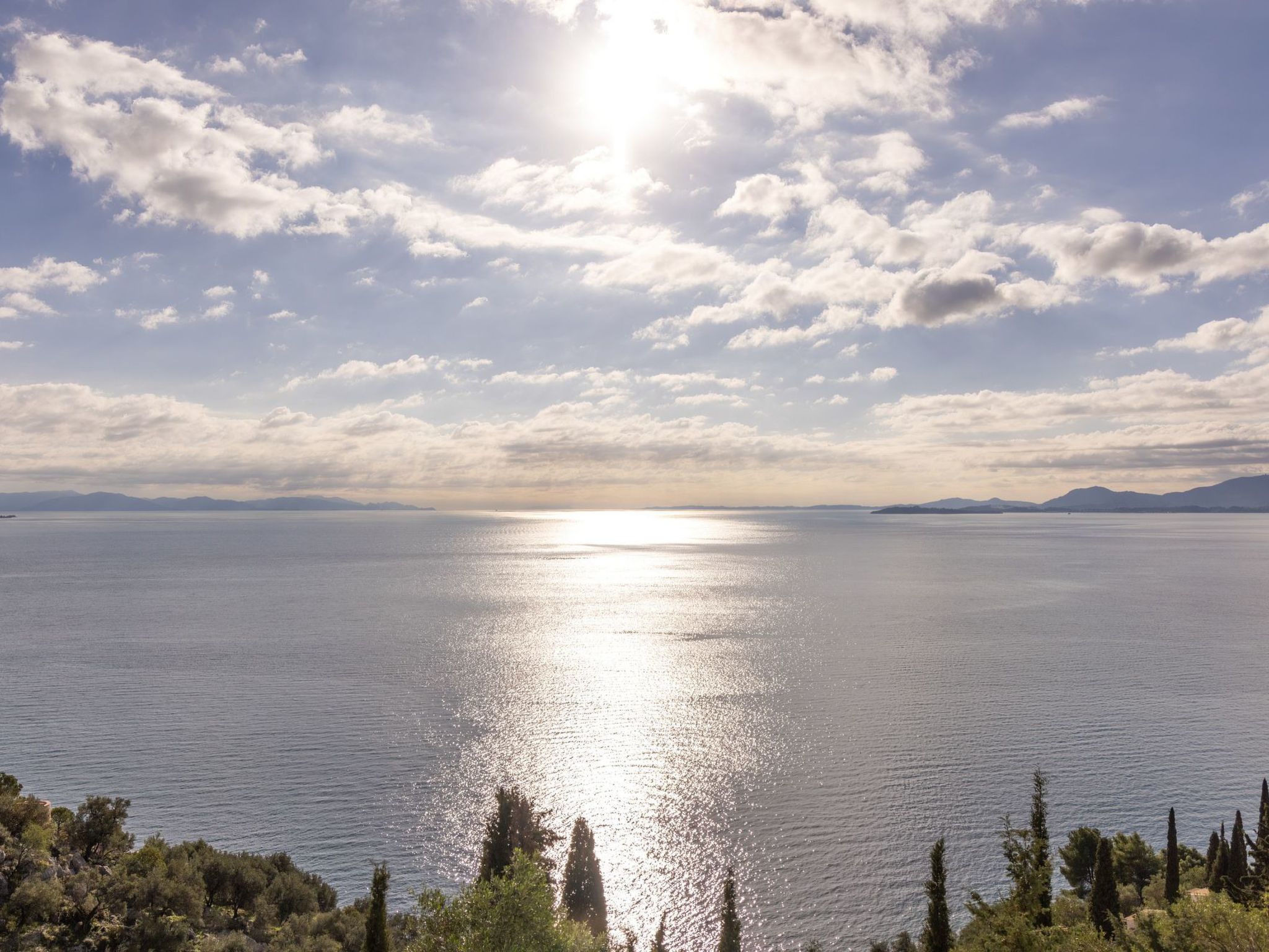 Luxuriöses Apartment mit zwei Schlafzimmern und Meerblick-Binnen