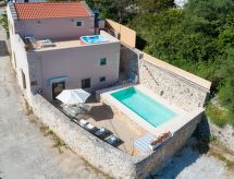 "Villa Aladanos" mit privatem Pool