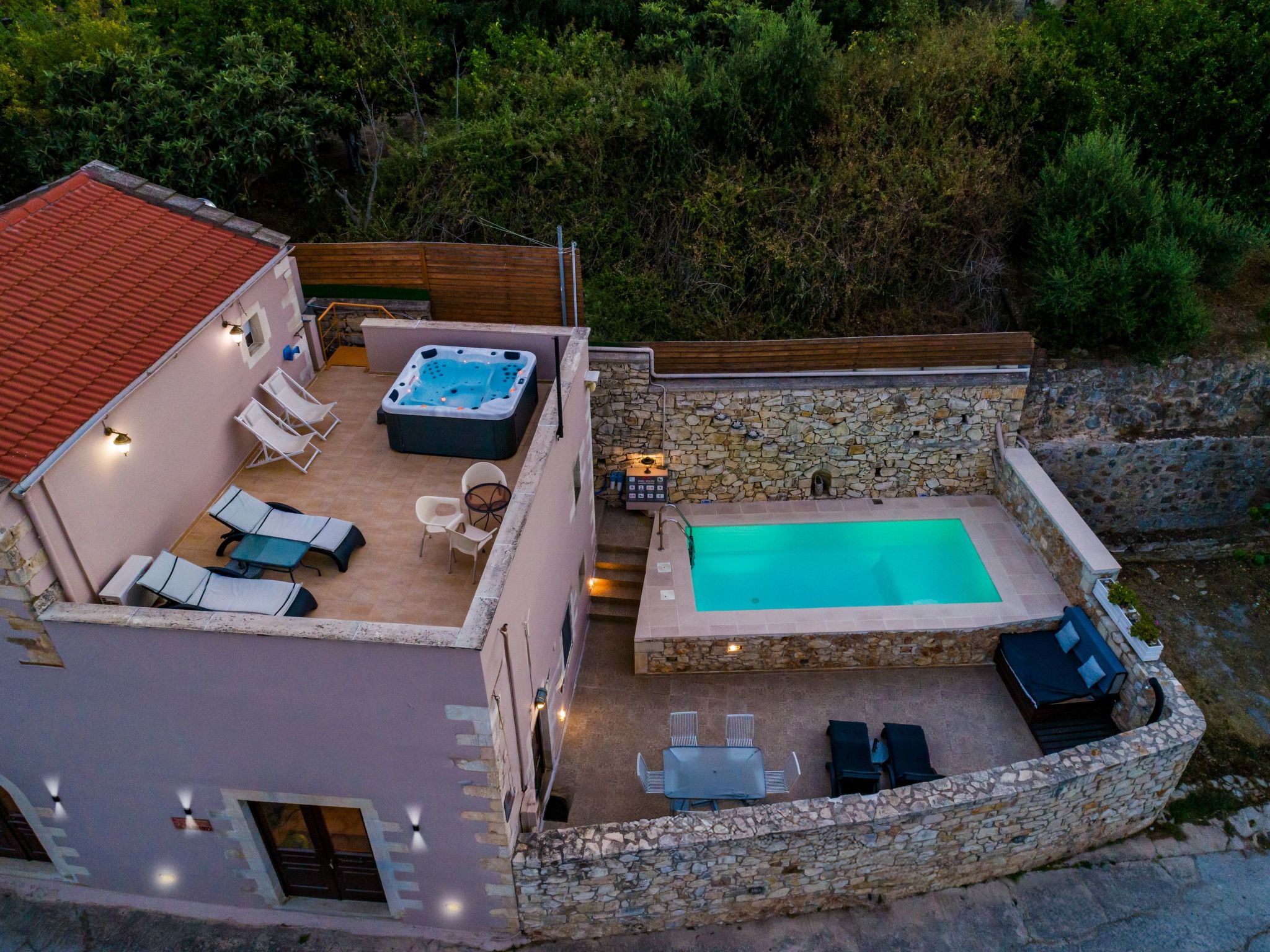 "Villa Aladanos" mit privatem Pool-Inside