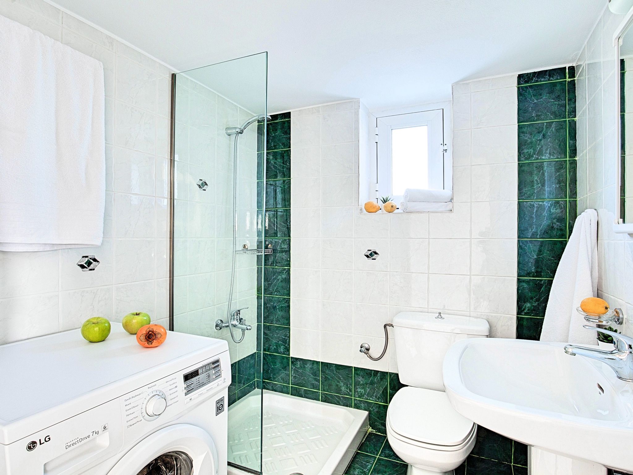 In Souda mit Privatem Pool-Image-tags.info