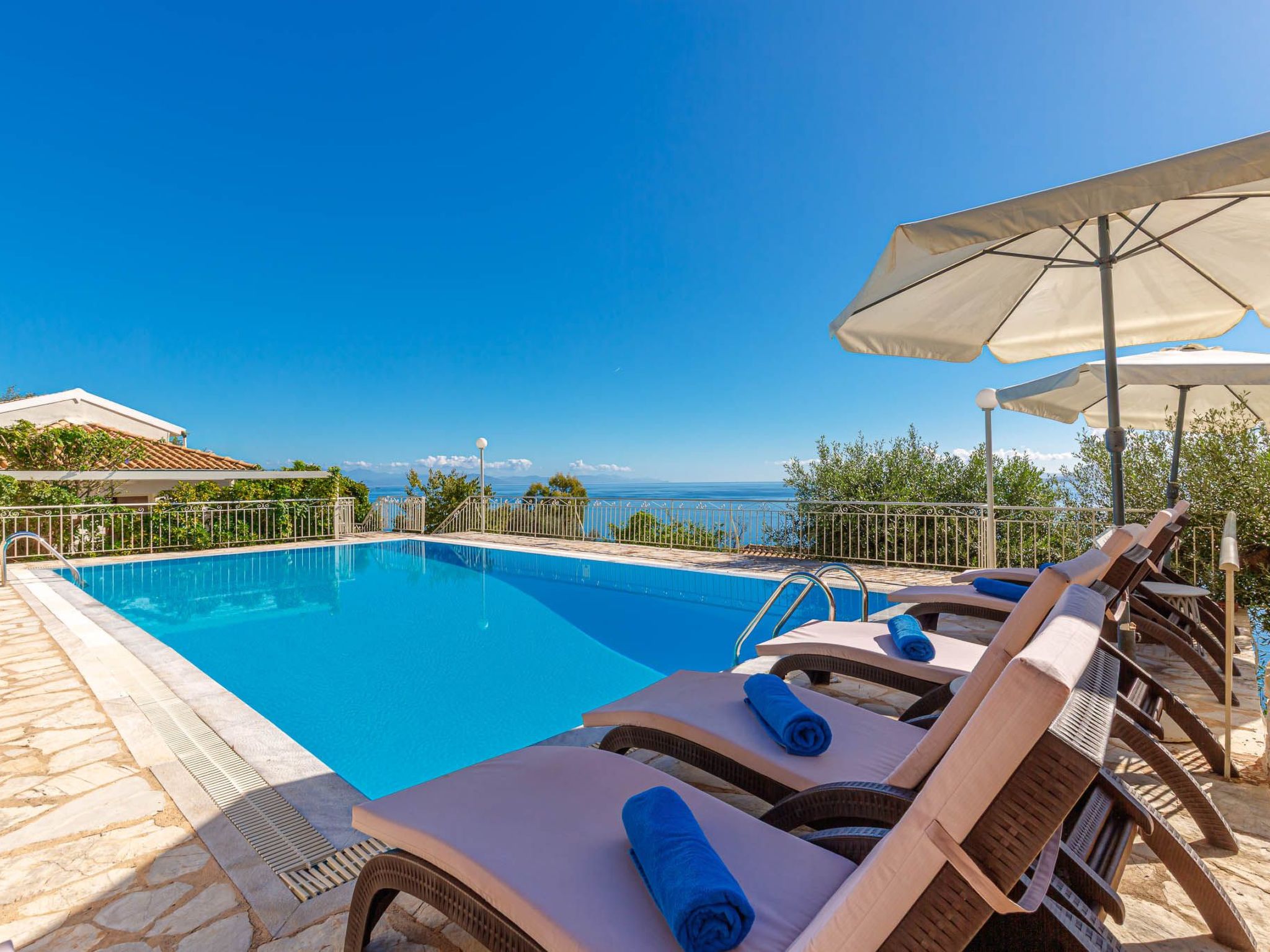 "Villa Nafsika"-Binnen