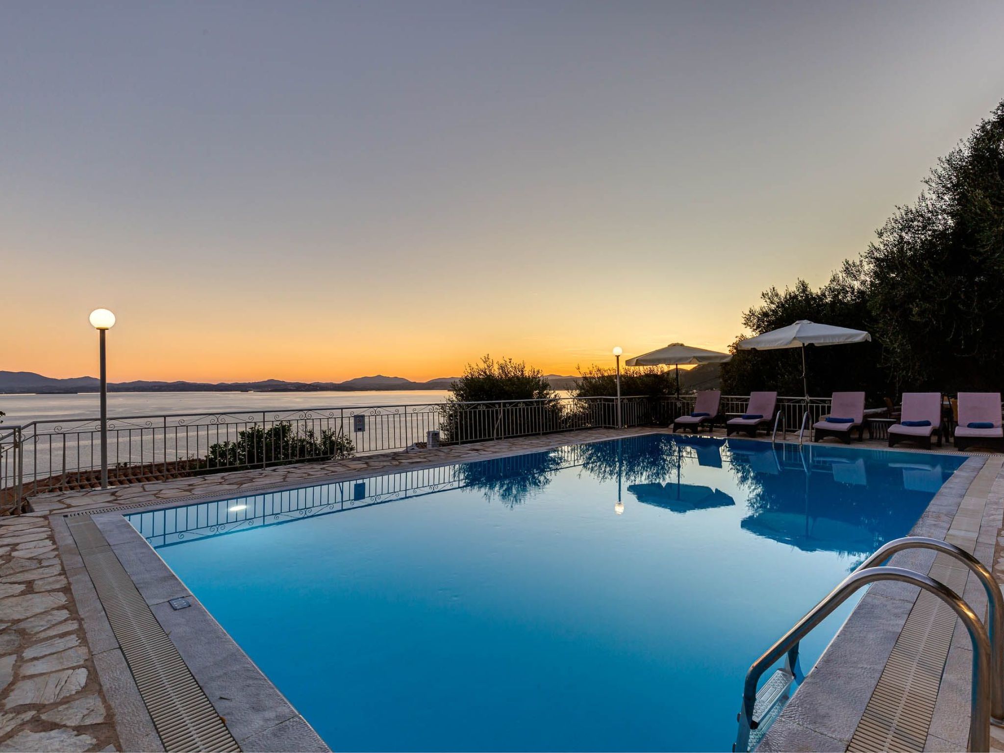 "Villa Nafsika"-Binnen