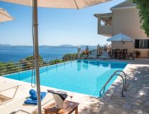 Villa Anthula mit Pool und herrlichem Meerblick