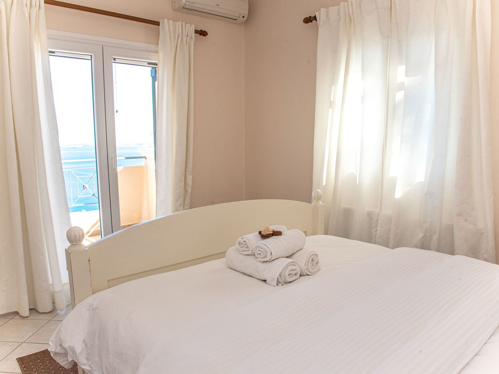 Villa Anthula mit Pool und herrlichem Meerblick