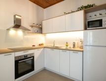 Panoramisch appartement in Kalami, op 2,7 km van het strand - thumbnail 6