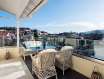 Elegantes Apartment mit zwei Schlafzimmern in Kassiopi