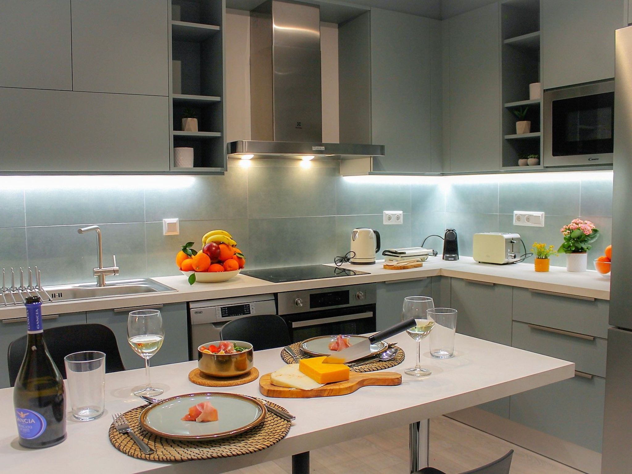 Elegantes Apartment mit zwei Schlafzimmern in Kassiopi-Binnen