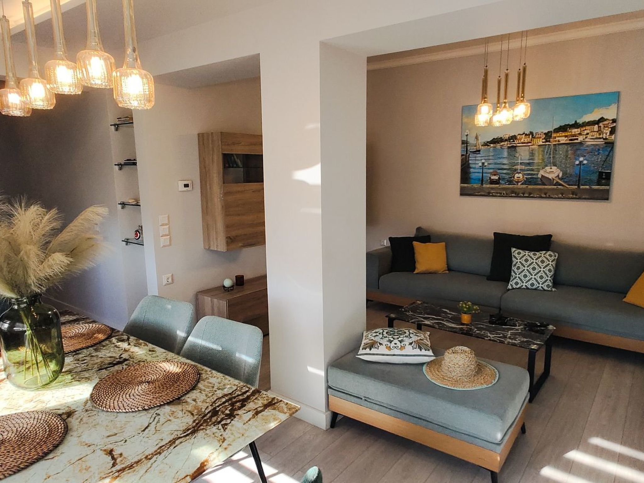 Elegantes Apartment mit zwei Schlafzimmern in Kassiopi-Binnen