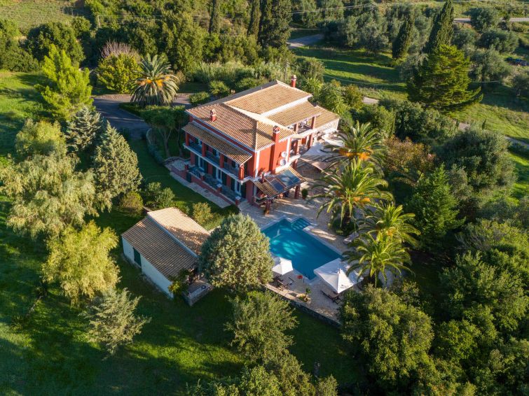Ferienvilla "Villa kerkyra" mit eigenem Pool