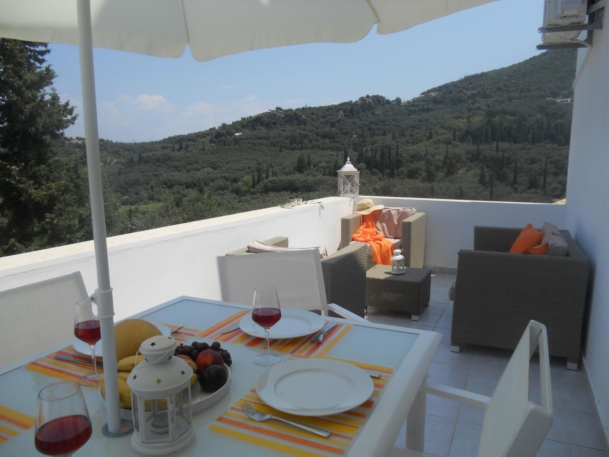 Photo of Ferienvilla mit Garten, Grill und Terrasse