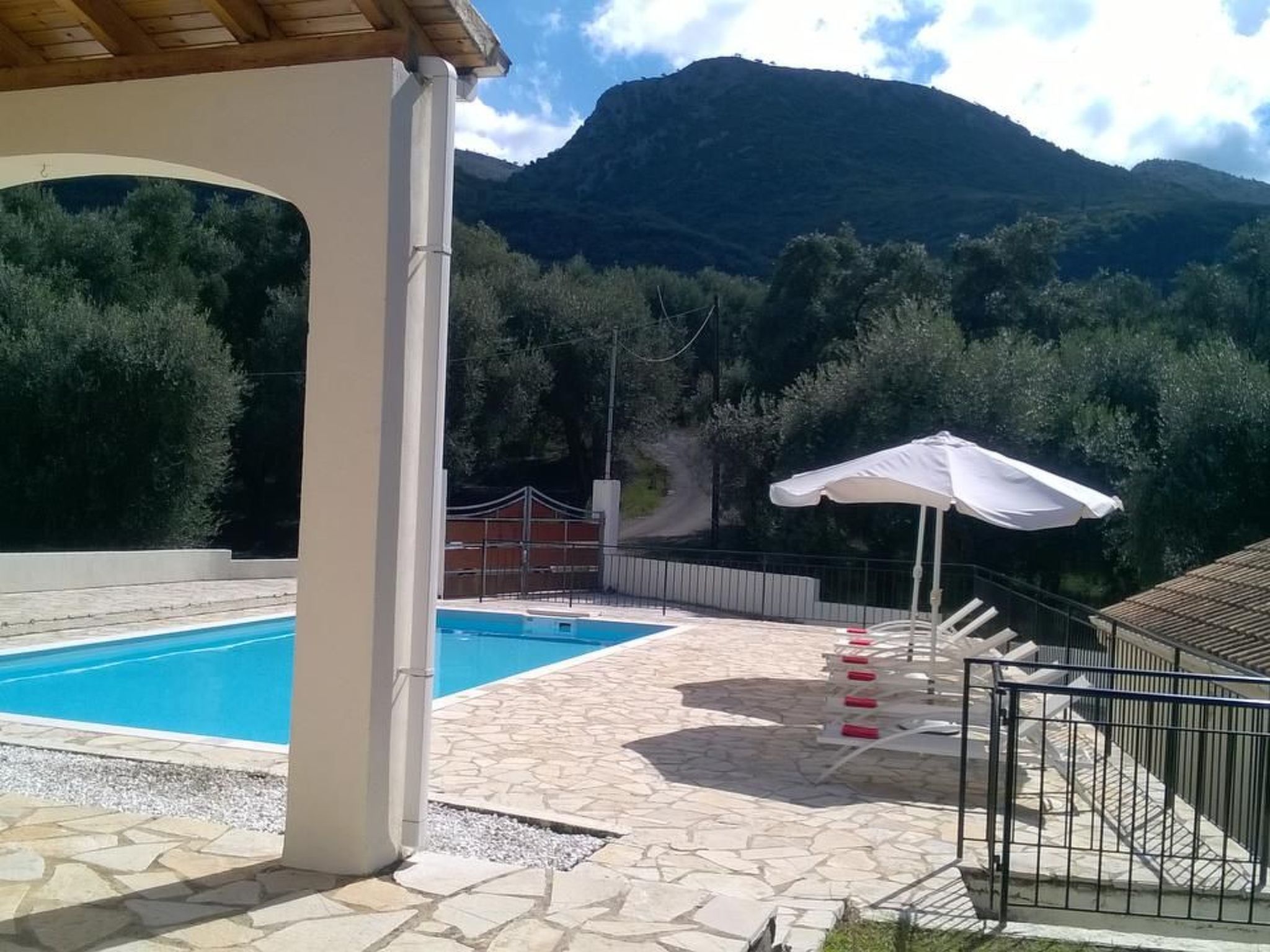 Photo of Ferienvilla mit Garten, Grill und Terrasse