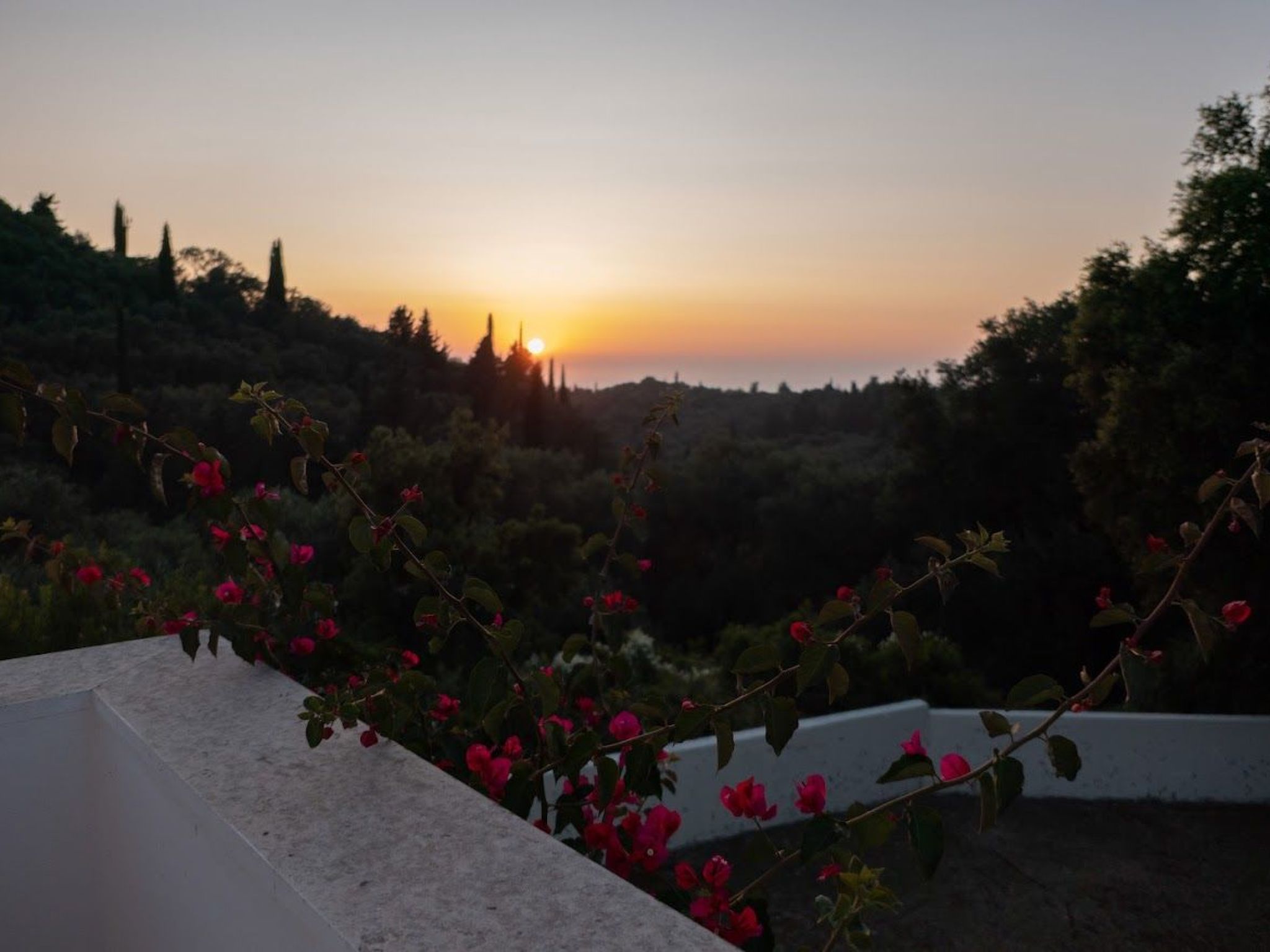 Ferienvilla mit Garten, Grill und Terrasse-Draußen