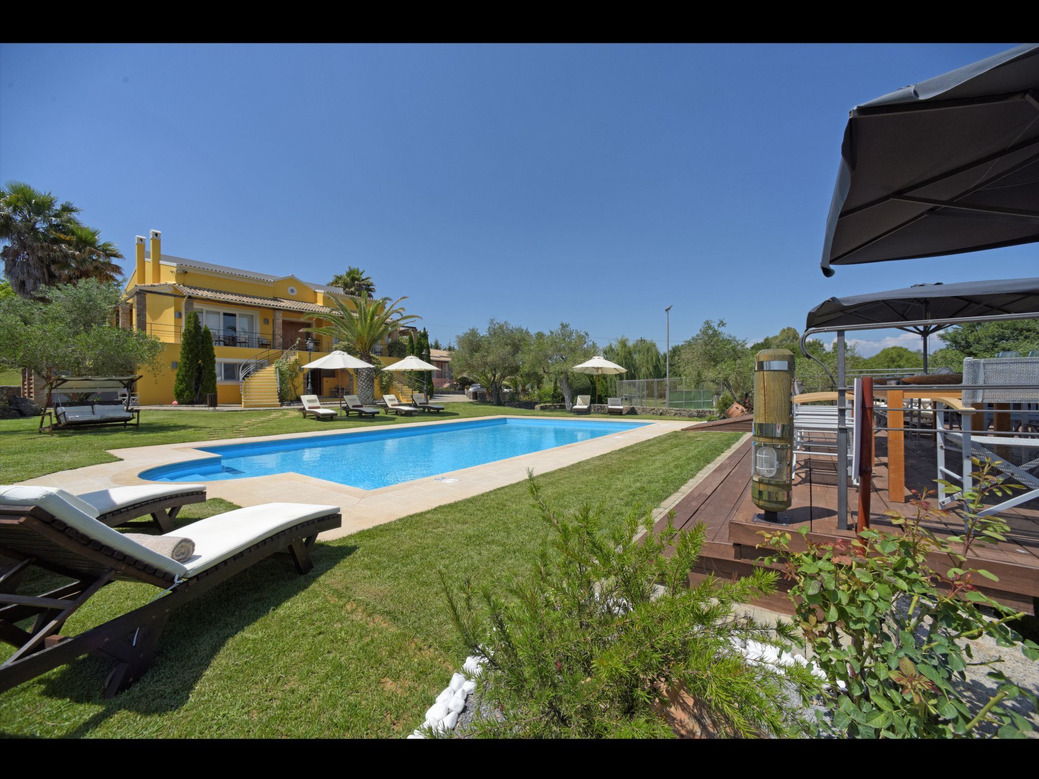 Photo of Villa "Priviledge" mit Garten, Grill und Terrasse