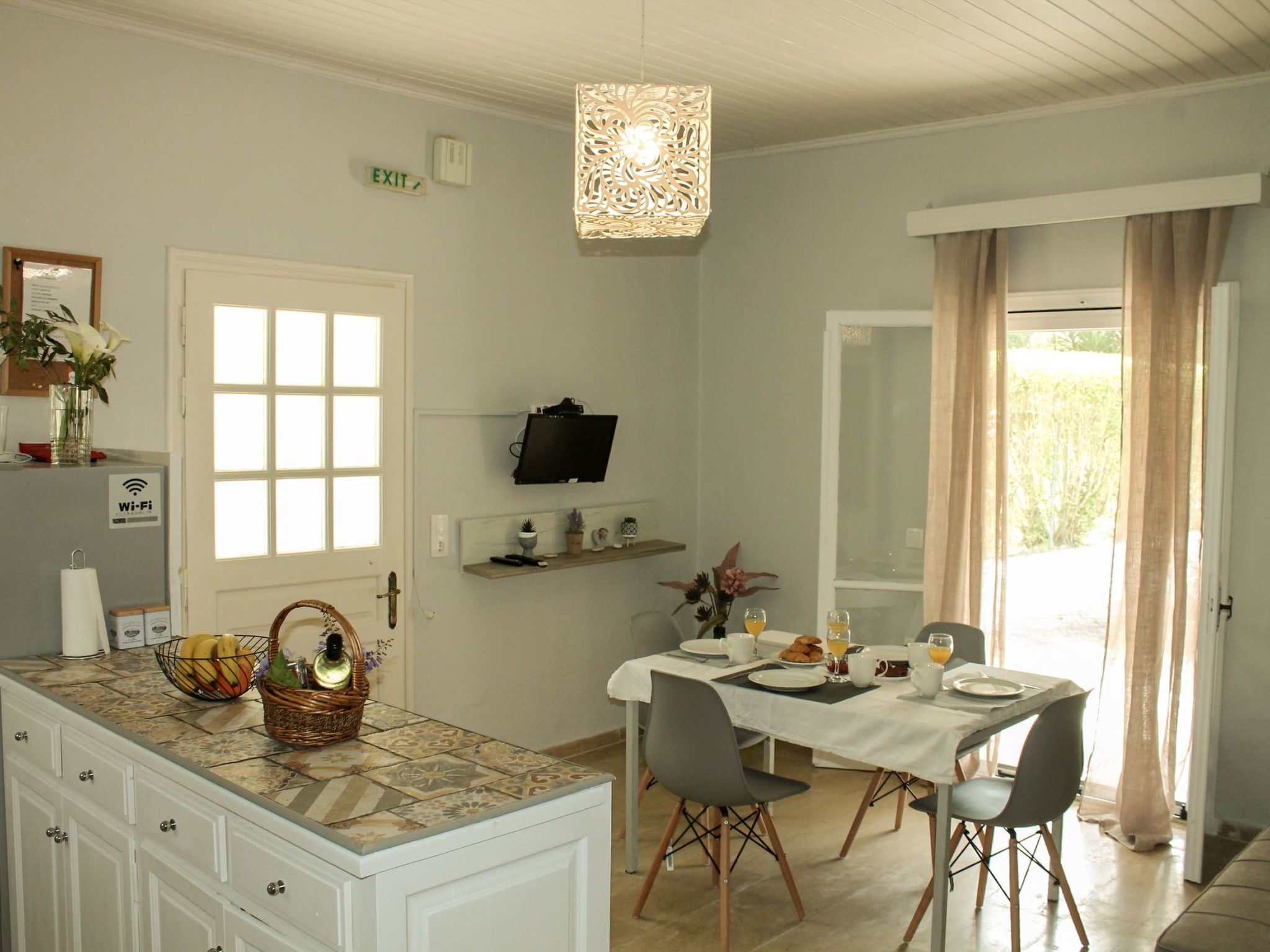 Geräumige Wohnung mit zwei Schlafzimmern in der Nähe des Sandstrandes-Binnen