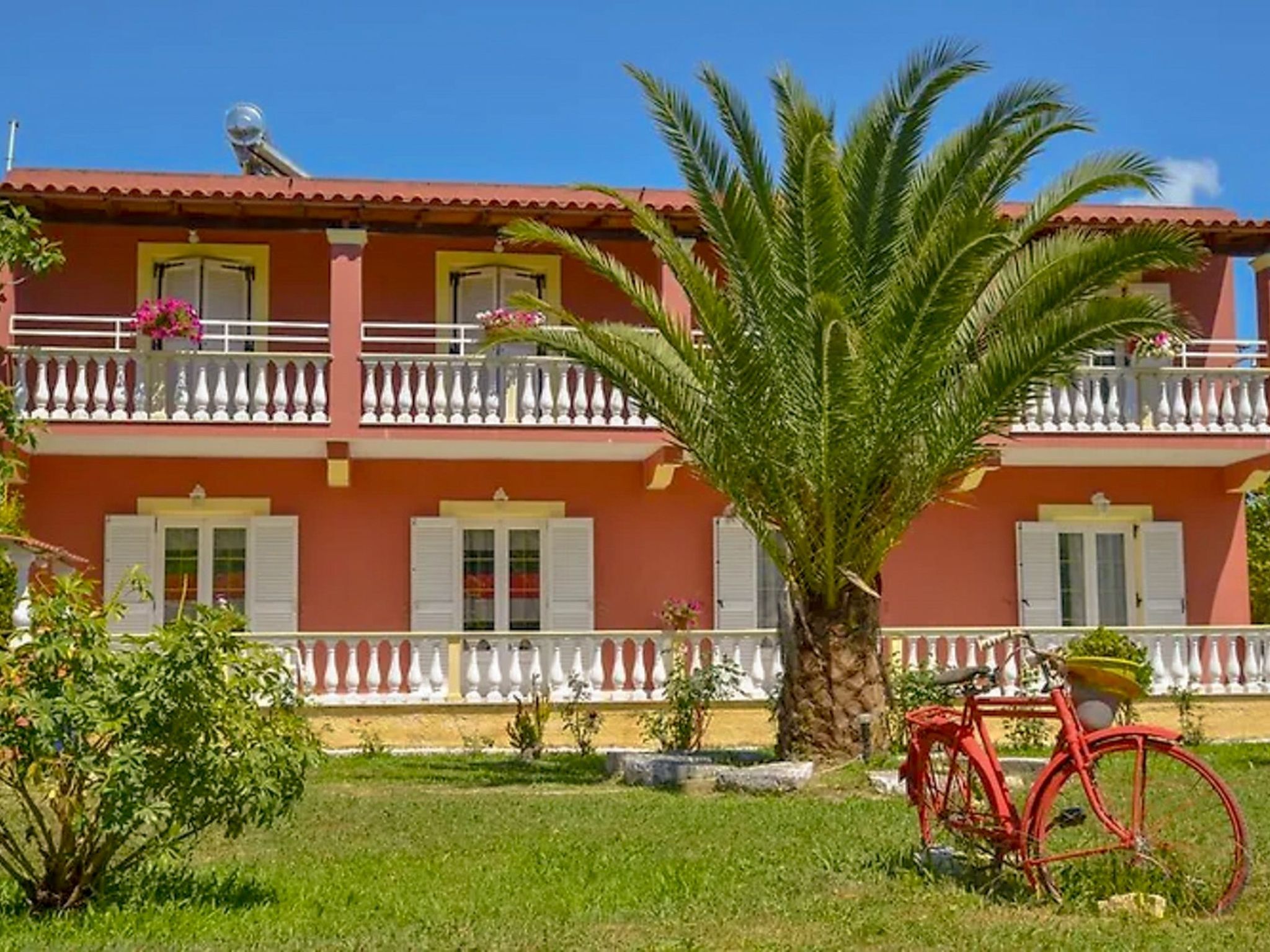 "Condesa Dio" mit Balkon-Binnen