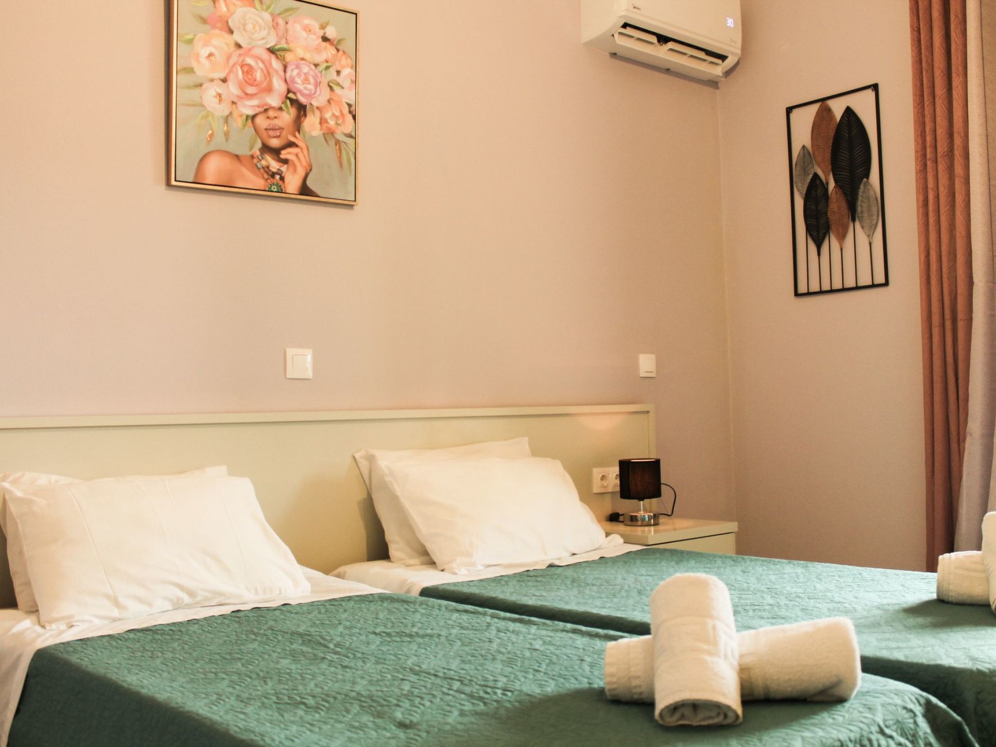 "Condesa Dio" mit Balkon-Binnen