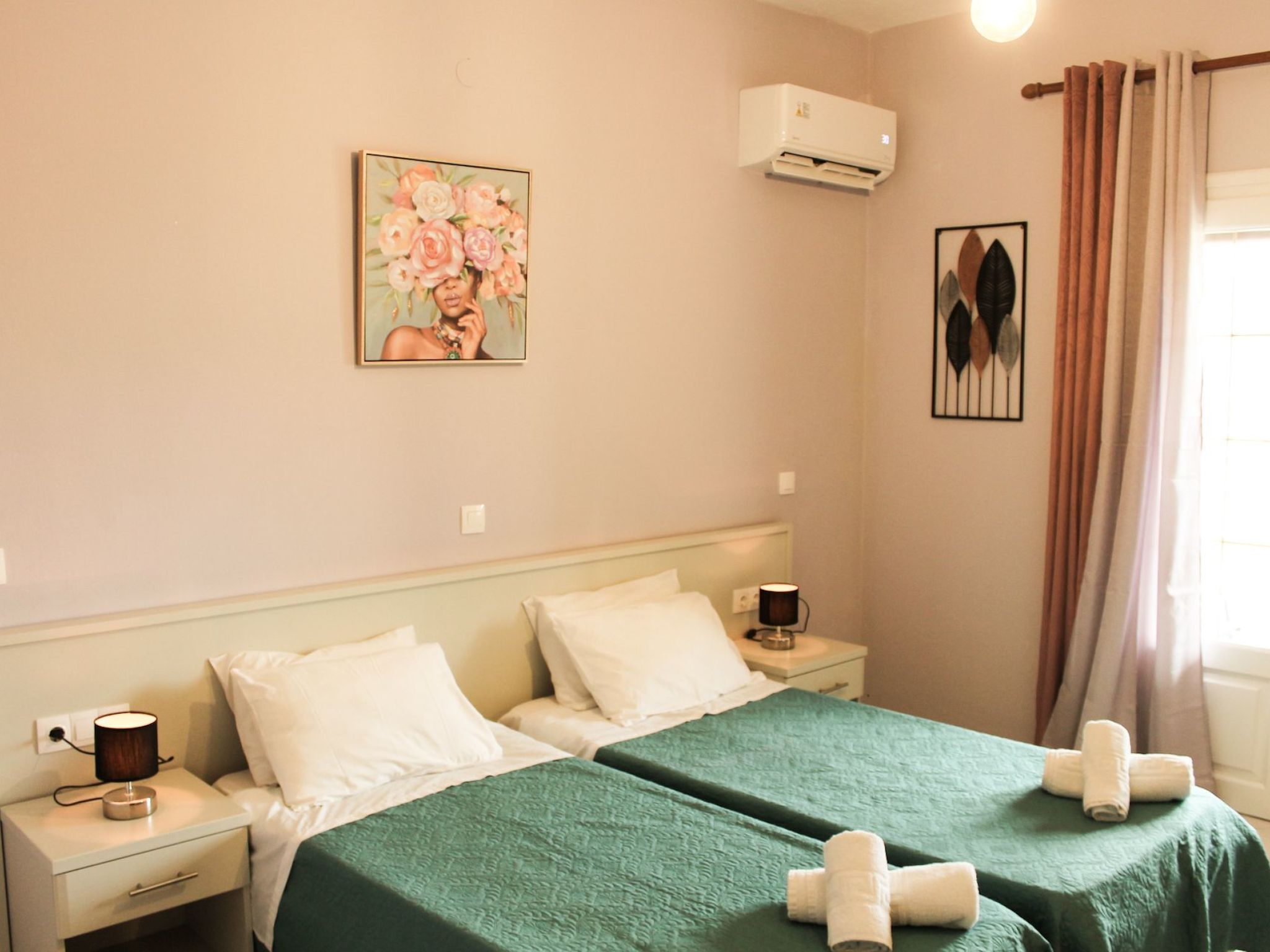 "Condesa Dio" mit Balkon-Binnen