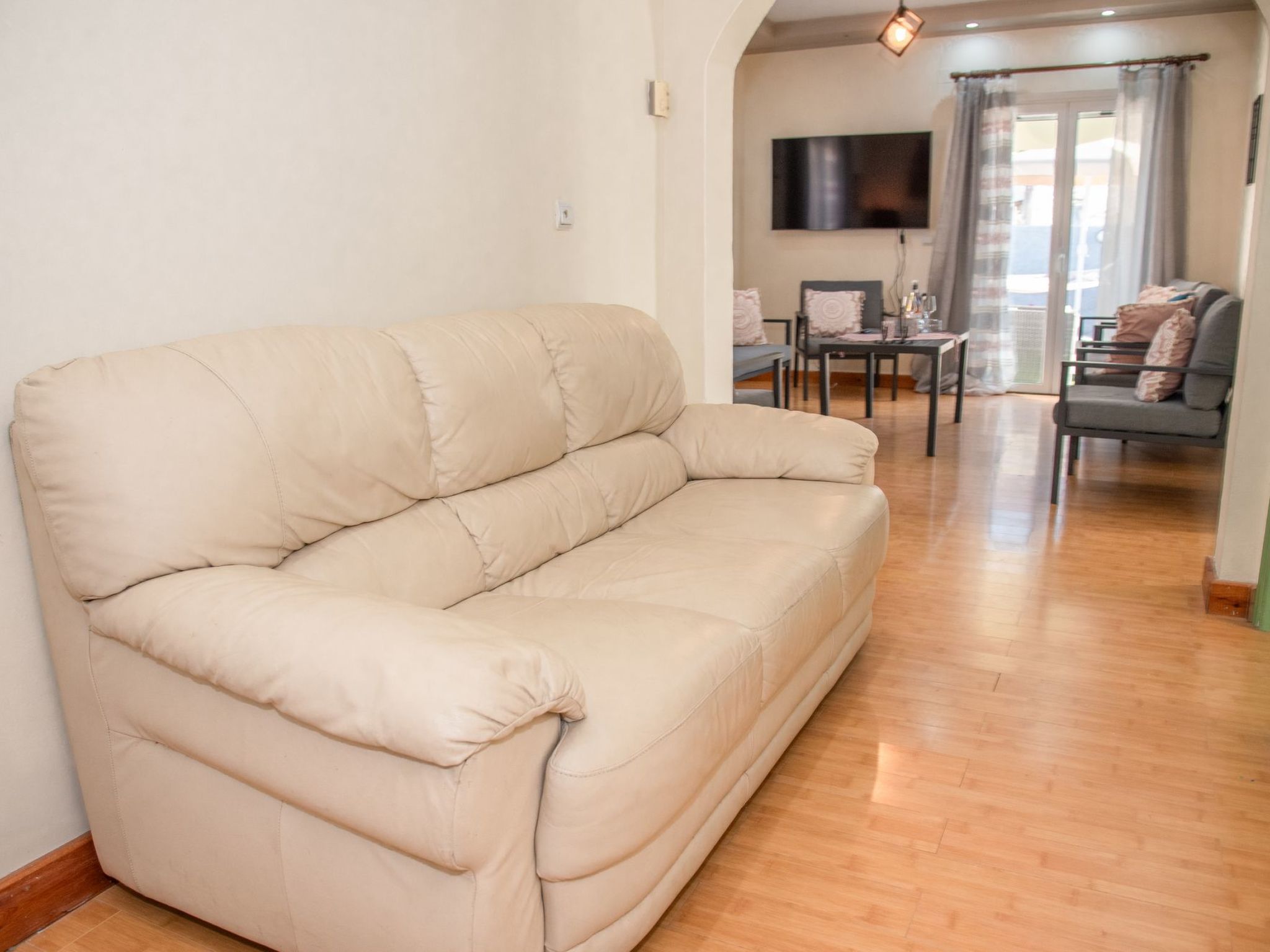 Tolle Villa am Meer in Sidari - perfekt für Familien-Binnen