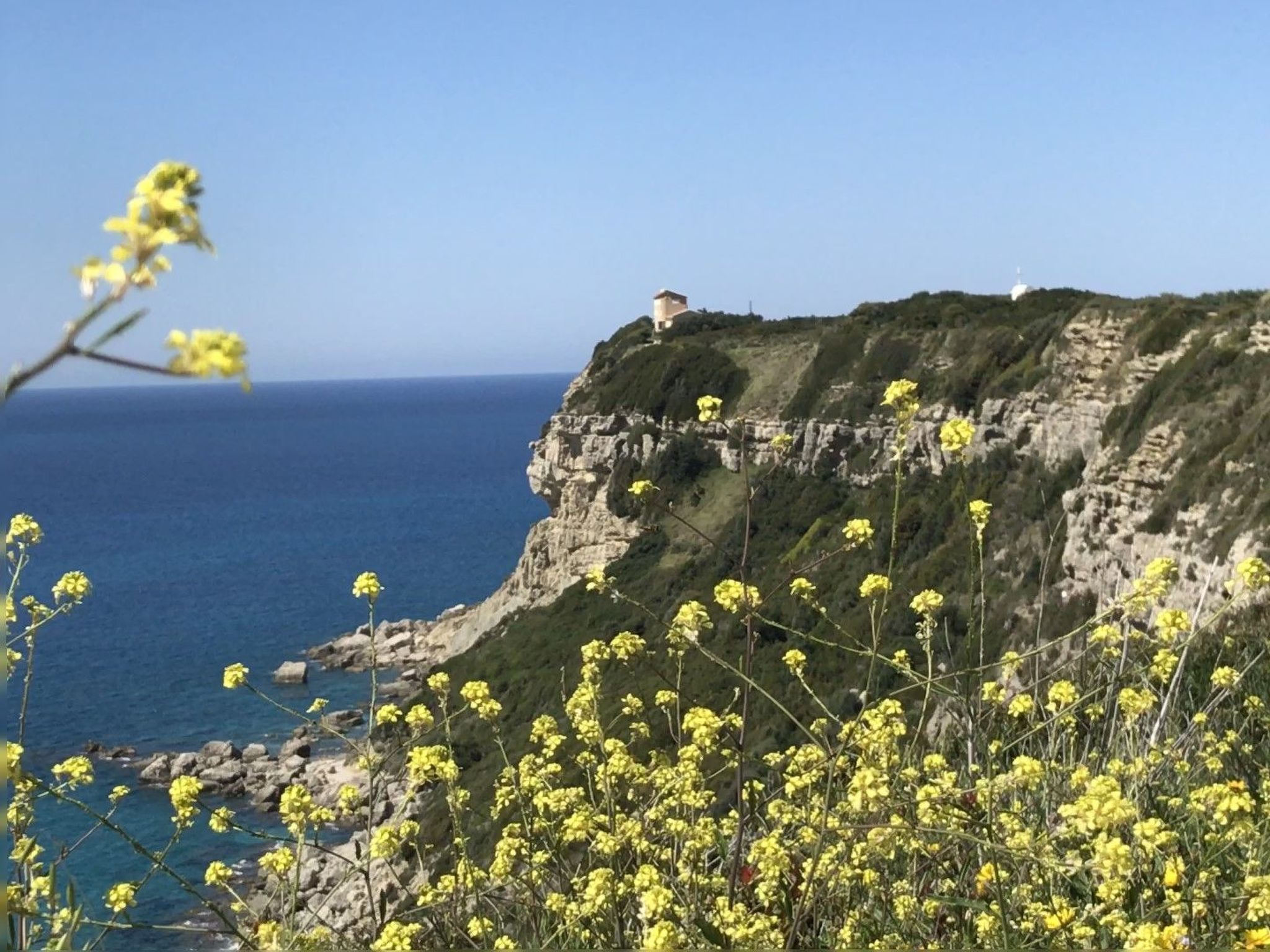 Ferienvilla mit Blick auf das Wasser-Draußen