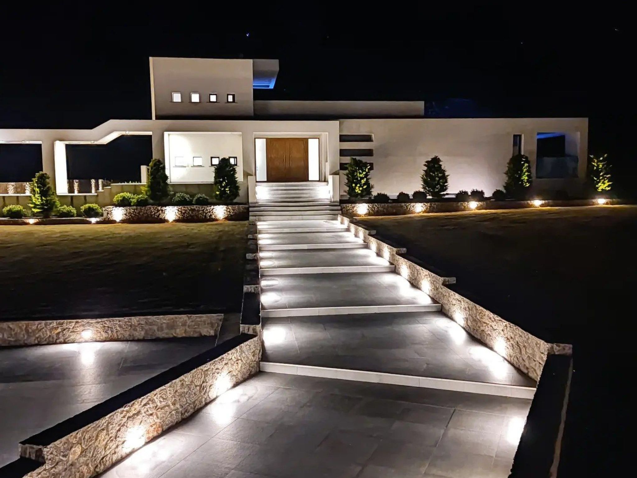 Luxuriöse Villa am Meer mit beheizbarem Pool-Image-tags.info