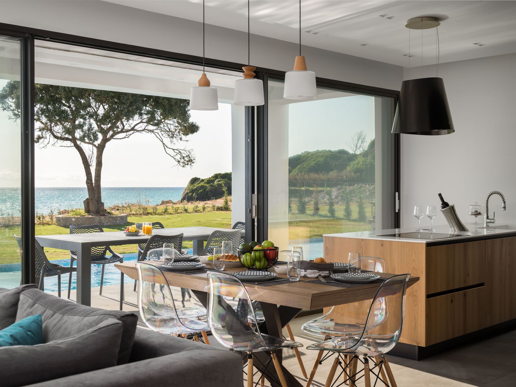 Luxuriöse Villa am Meer mit beheizbarem Pool-Image-tags.info