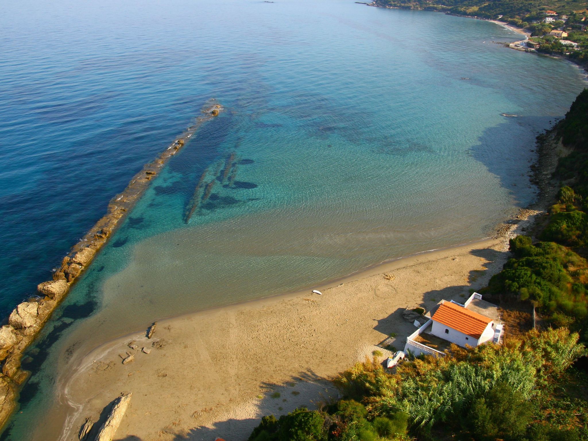 Charmantes Steinhaus in Agios Matheos-Binnen