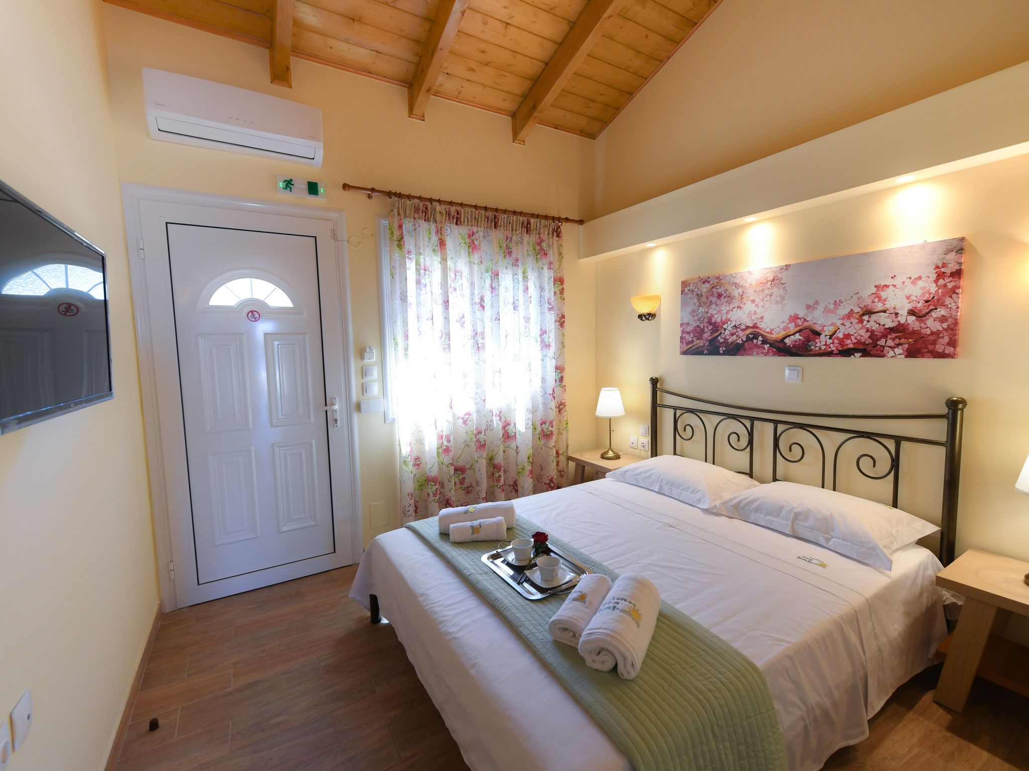 Eine unabhängige, voll ausgestattete Wohnung direkt am Meer.-Image-tags.info