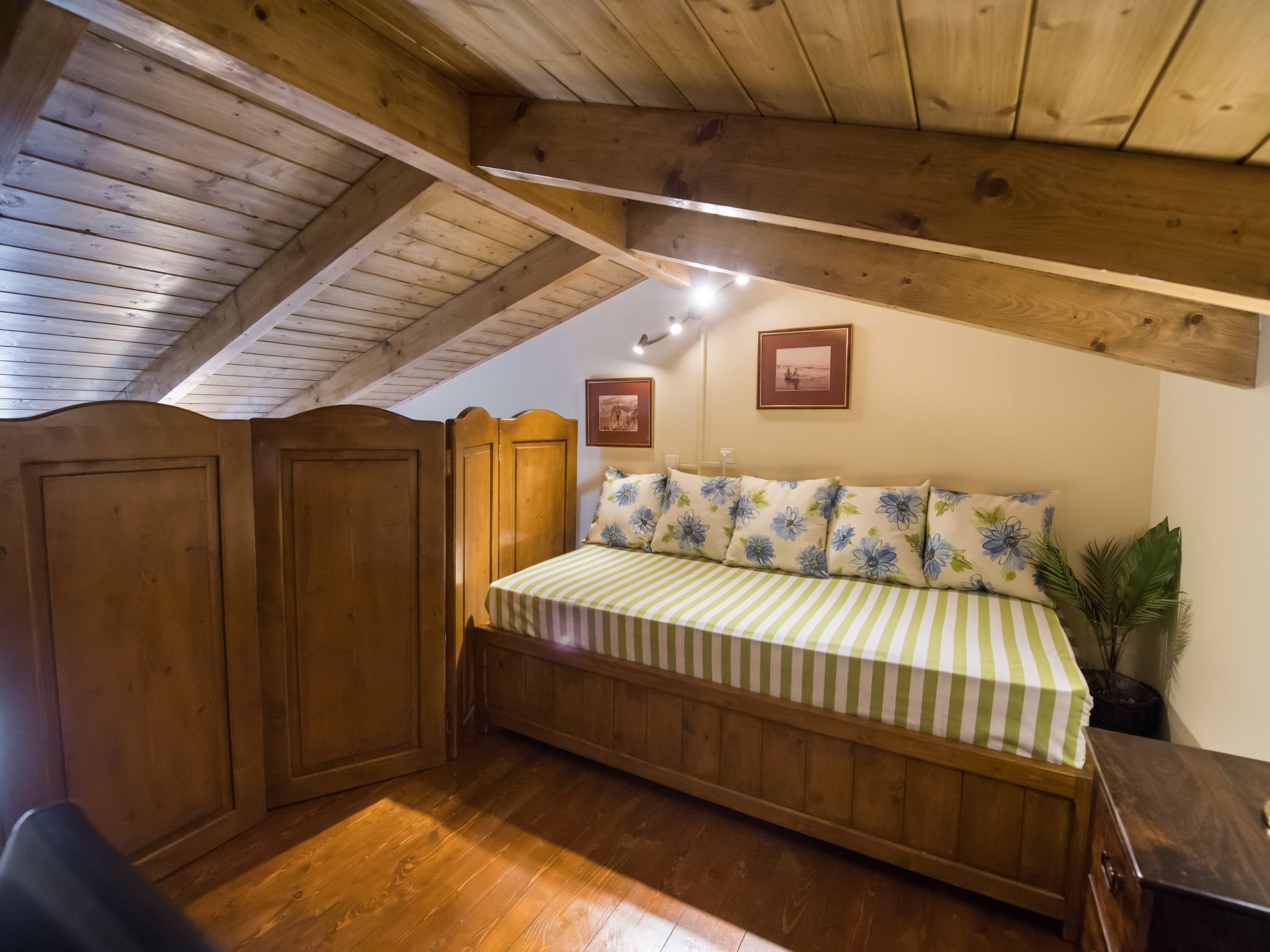 Eine unabhängige, voll ausgestattete Wohnung direkt am Meer.-Image-tags.info