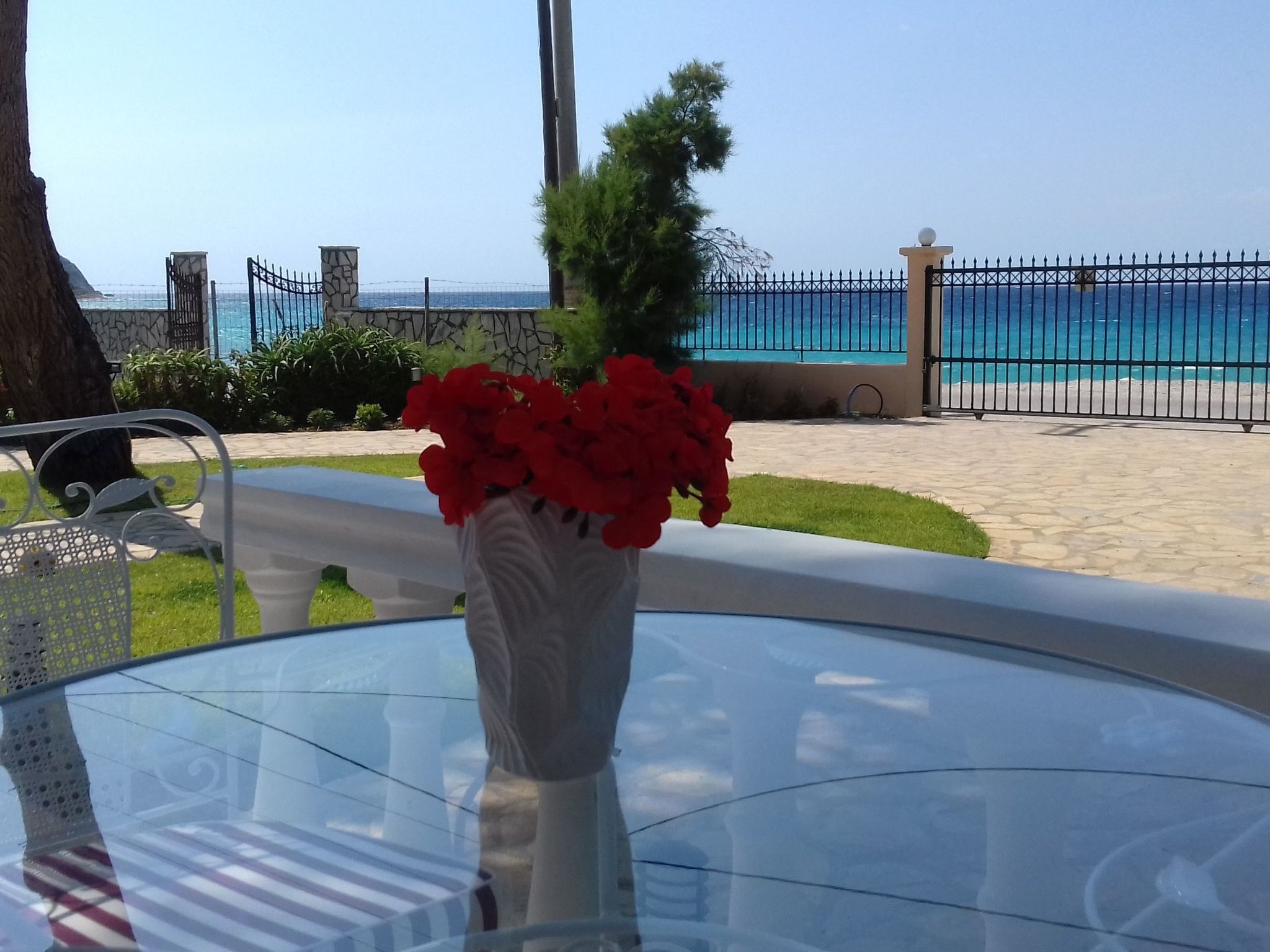 Eine unabhängige, voll ausgestattete Wohnung direkt am Meer.-Image-tags.info