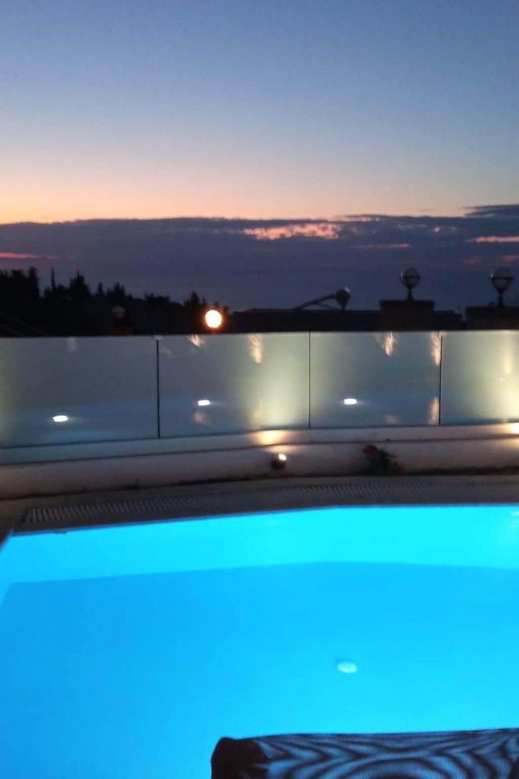 Villa Hrw mit privatem Pool