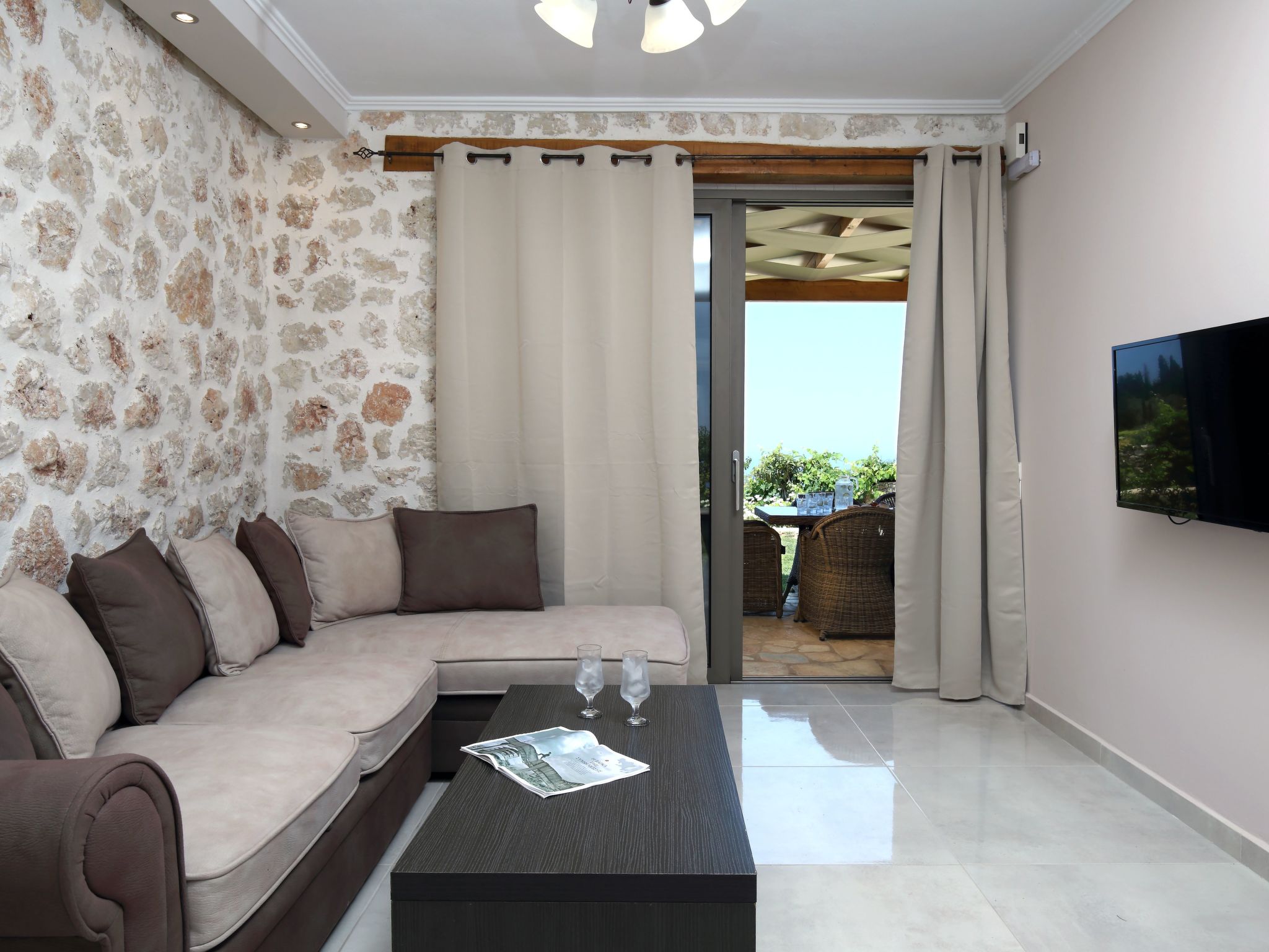 Villa Hrw mit privatem Pool-Image-tags.info