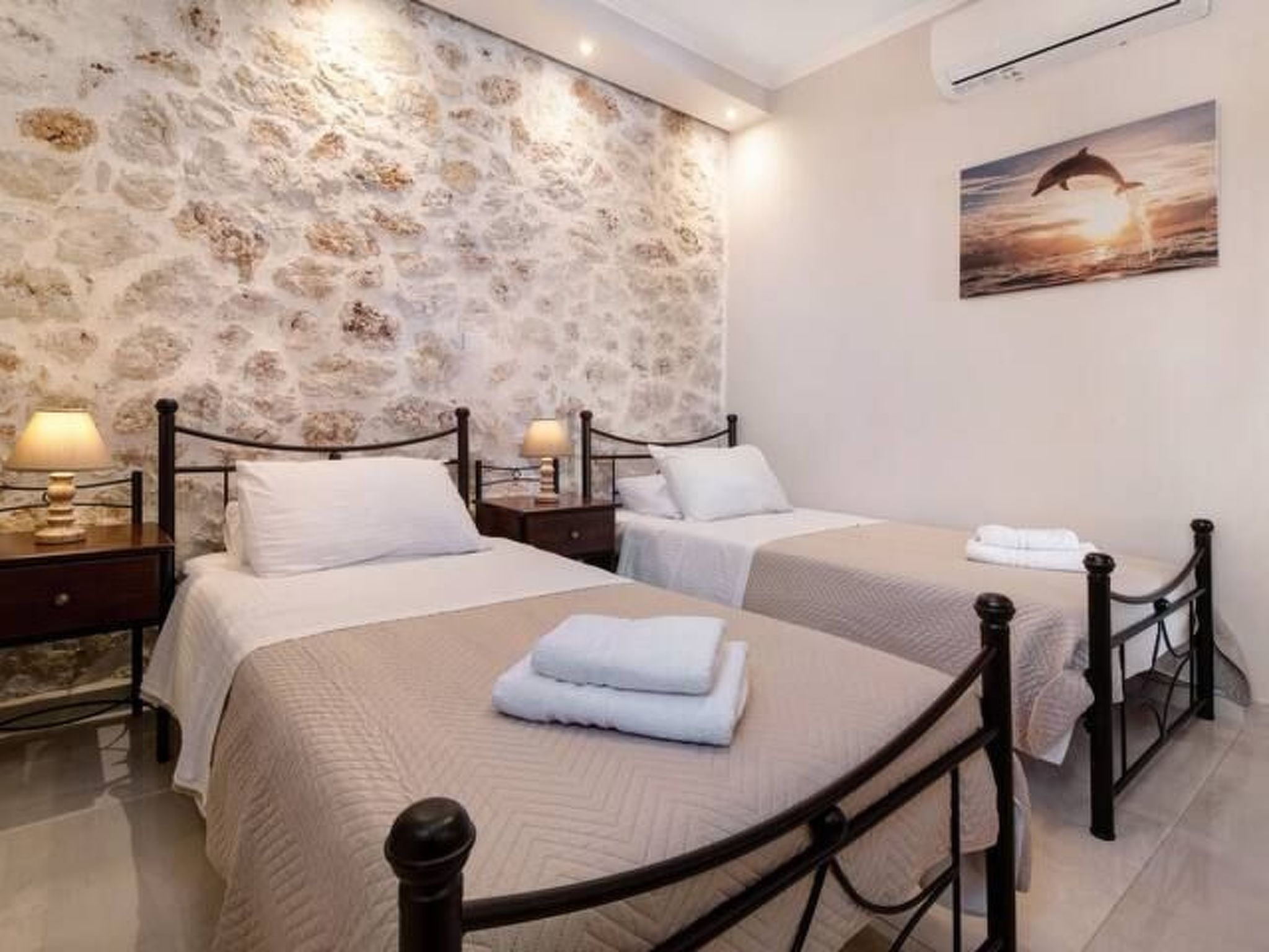 Charmante Villa Irida in der Nähe von Kathisma Mylos Strand-Image-tags.info