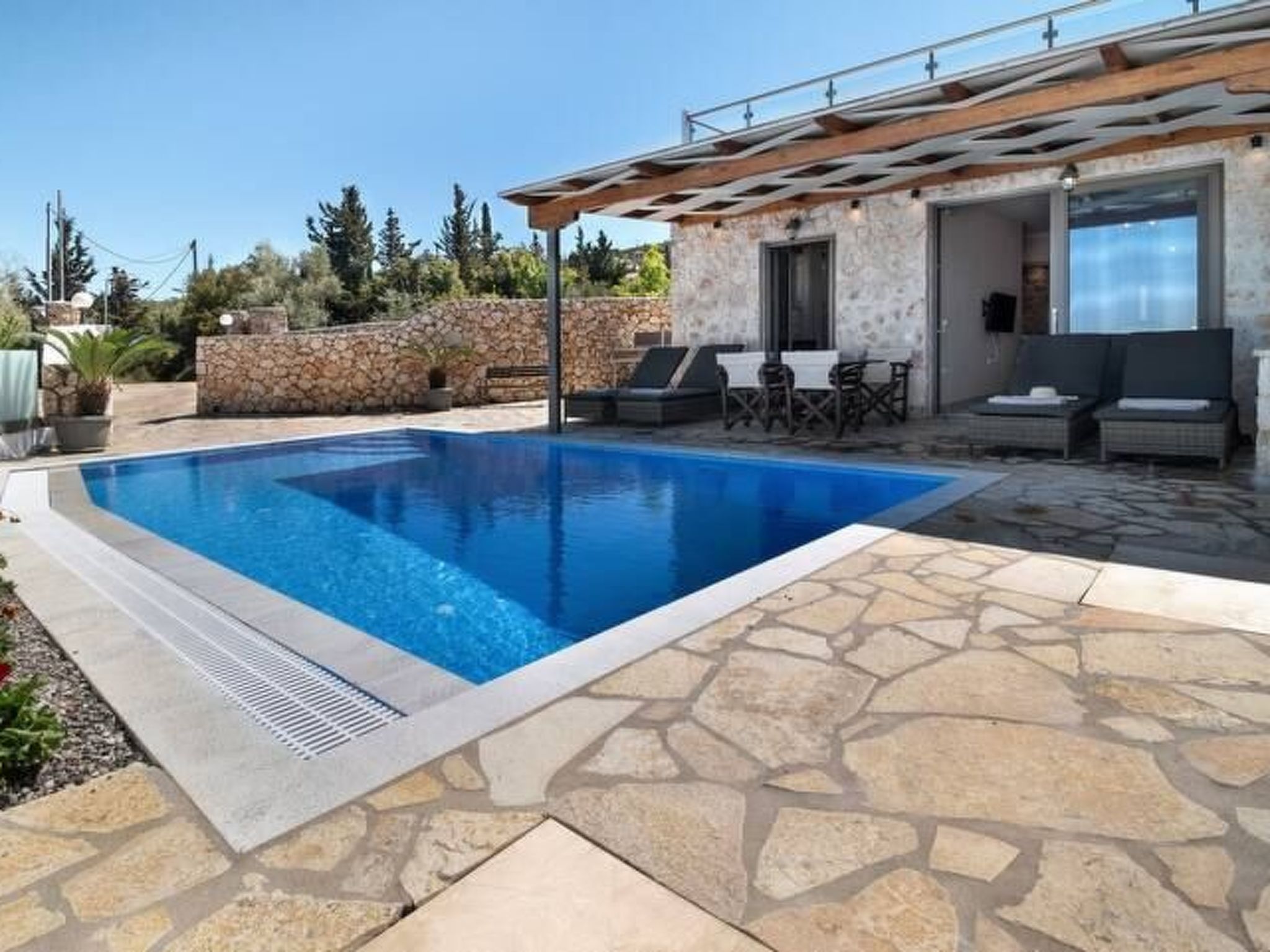 Charmante Villa Irida in der Nähe von Kathisma Mylos Strand-Image-tags.info