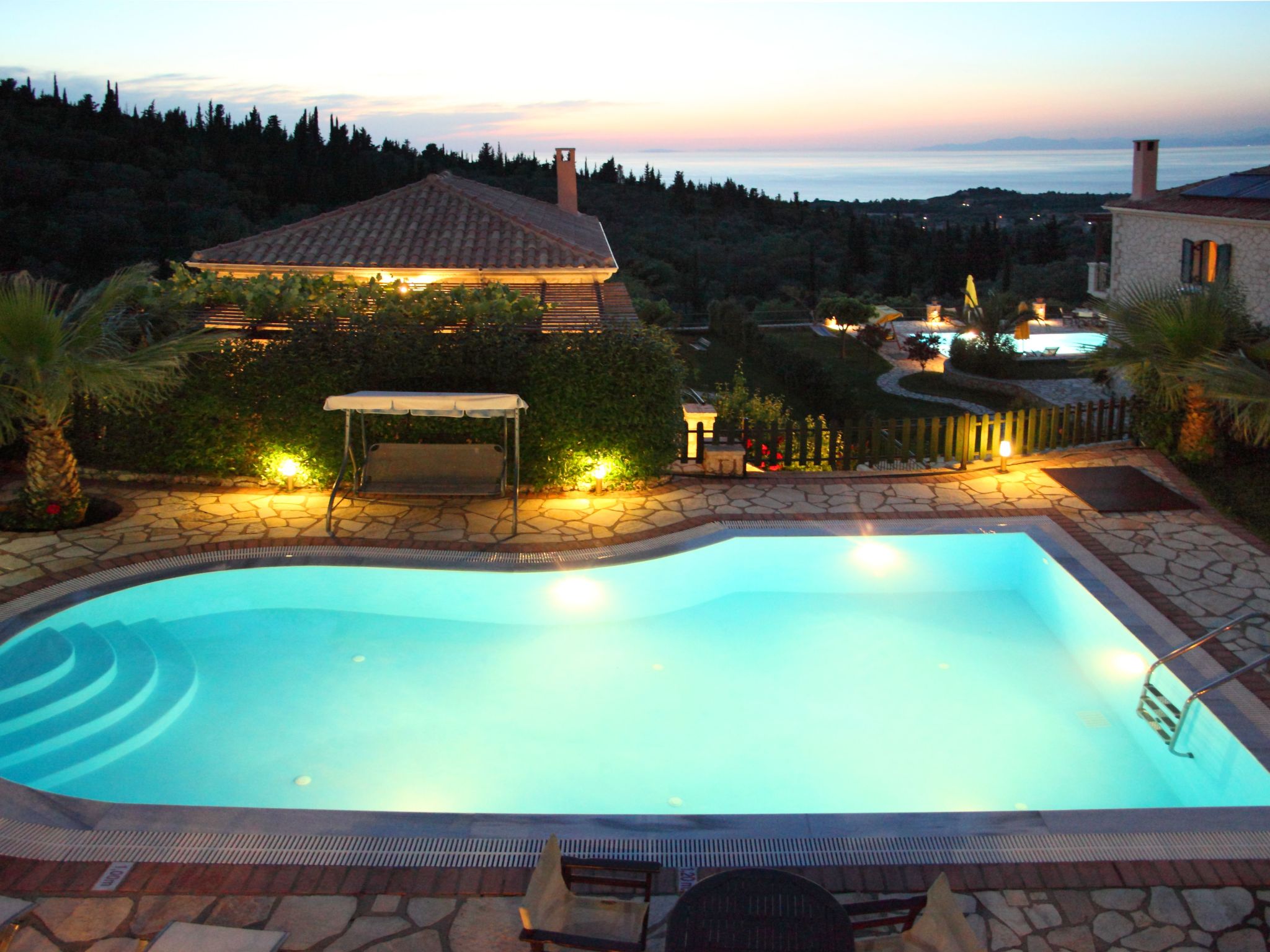 Für 6 Personen und 2 Kinder auf Lefkada-Image-tags.info